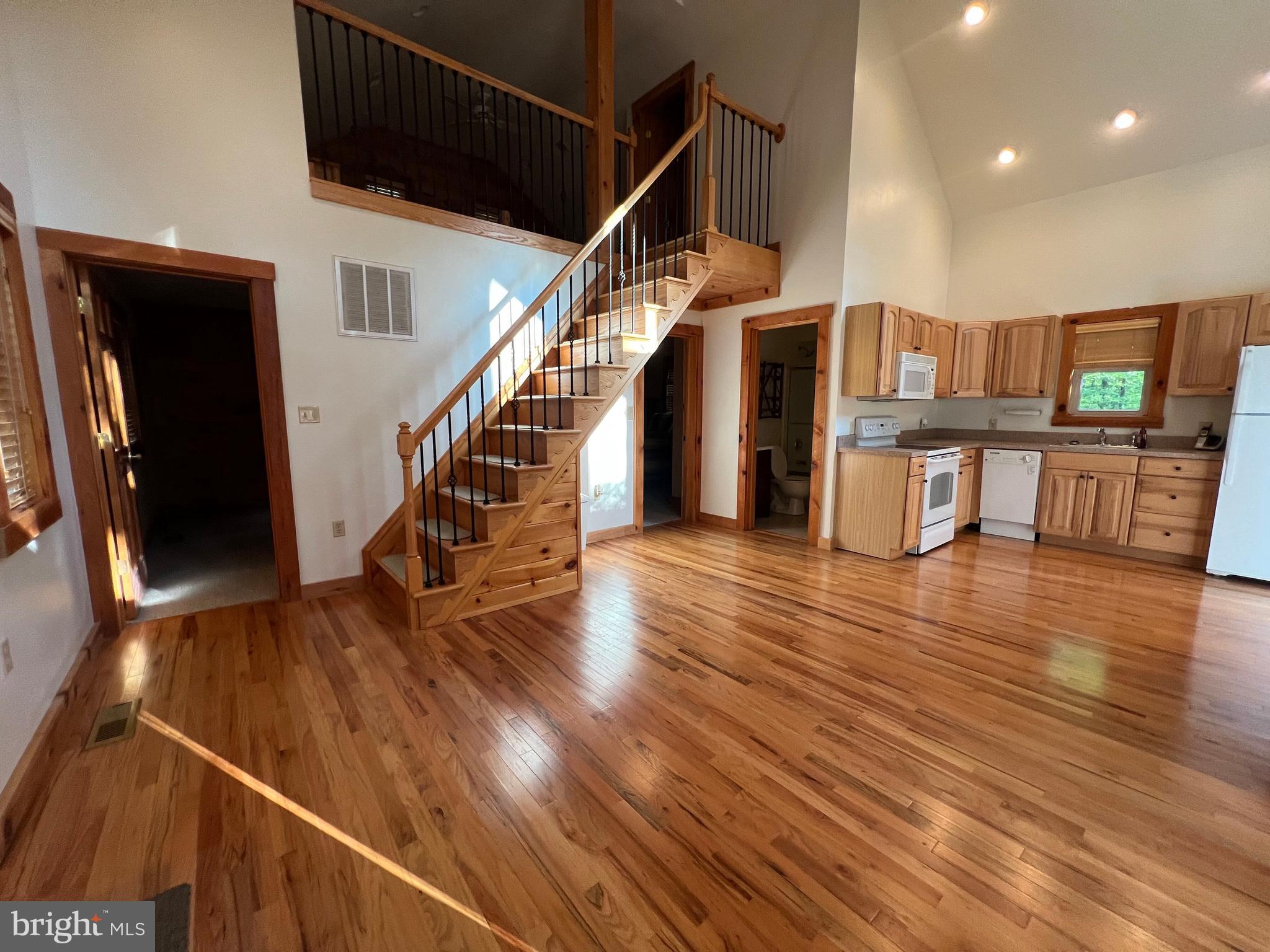 EAGLE MOUNTAIN - Residential