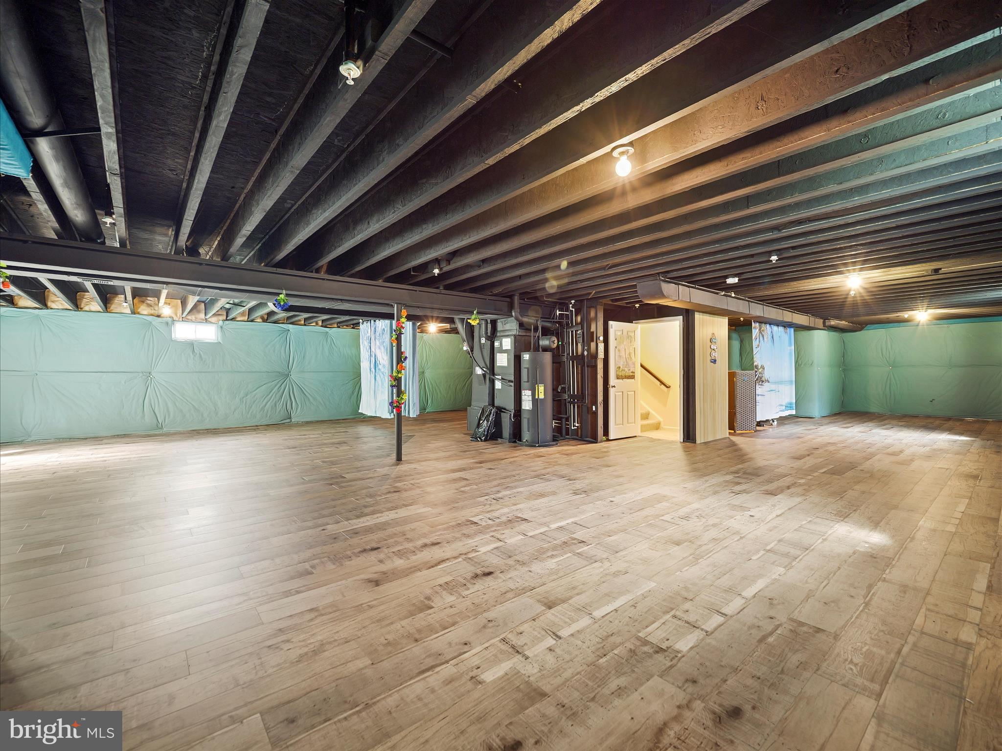 HAGERS CROSSING - Residential