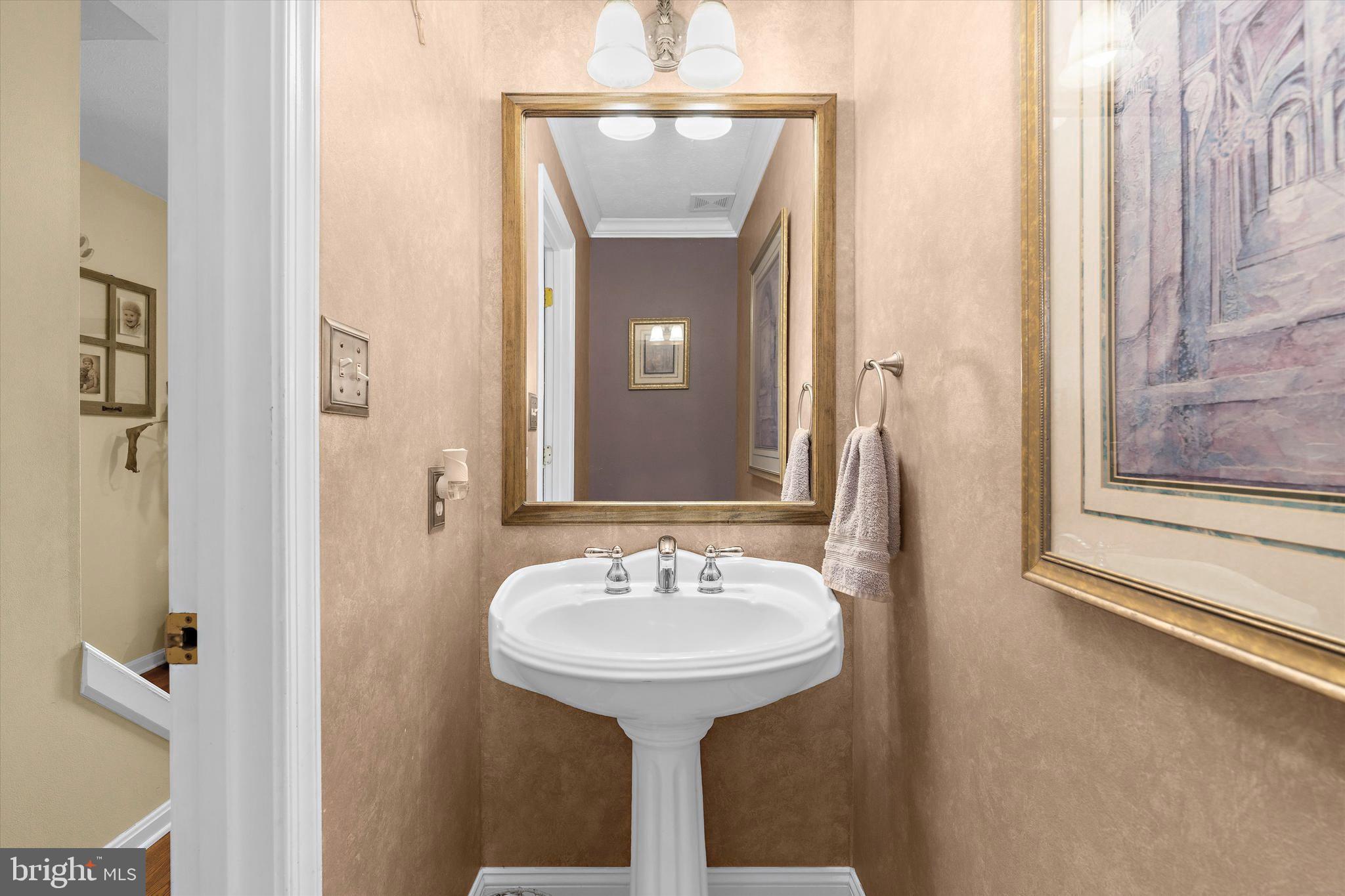 BEACHWOOD ESTATES - Residential