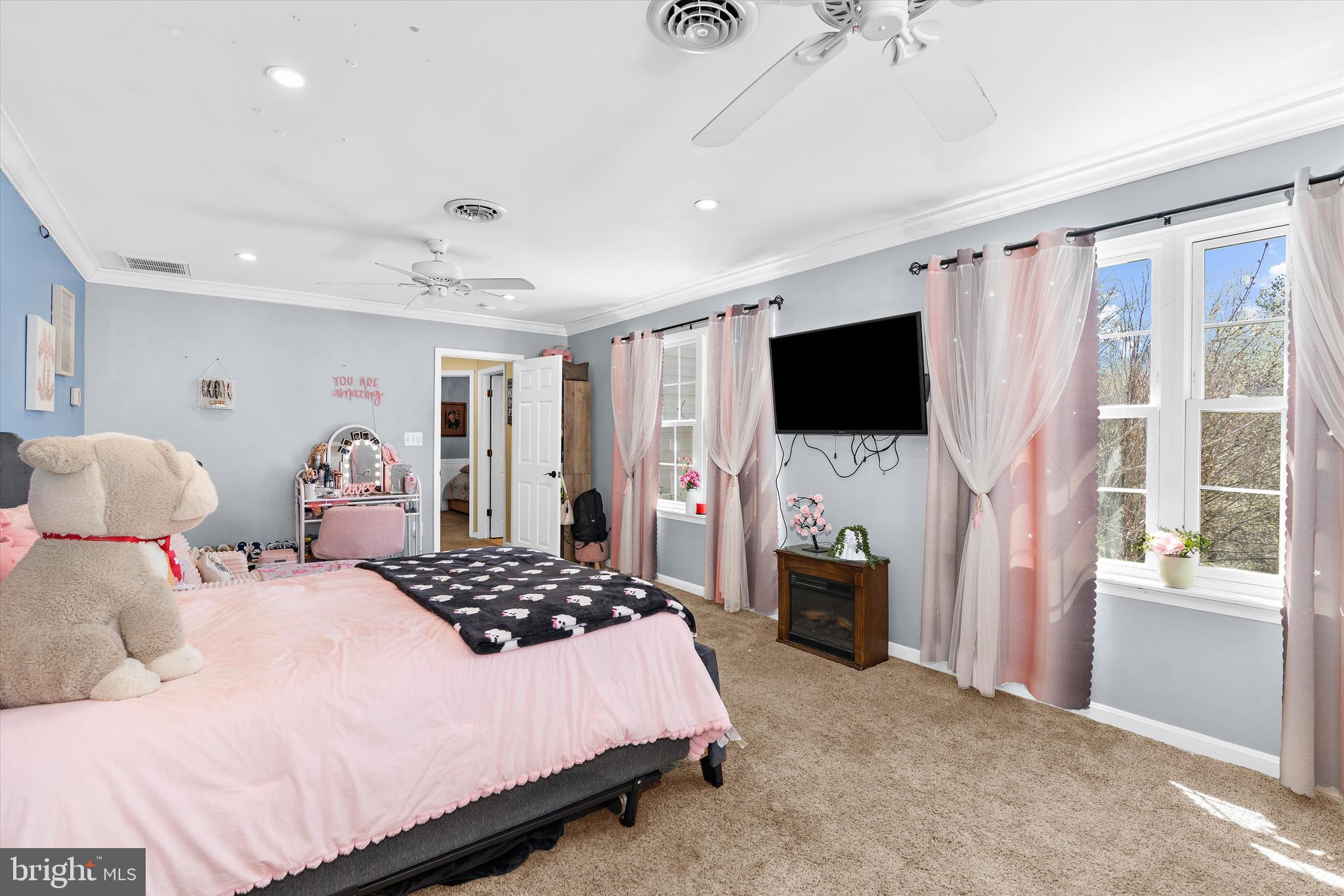 BEACHWOOD ESTATES - Residential