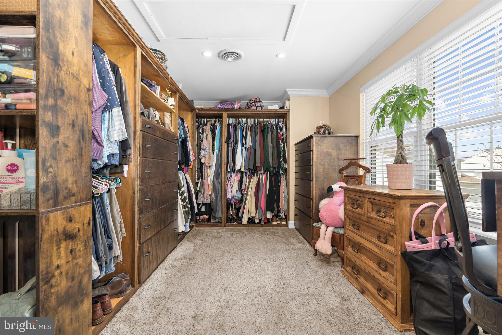 BEACHWOOD ESTATES - Residential