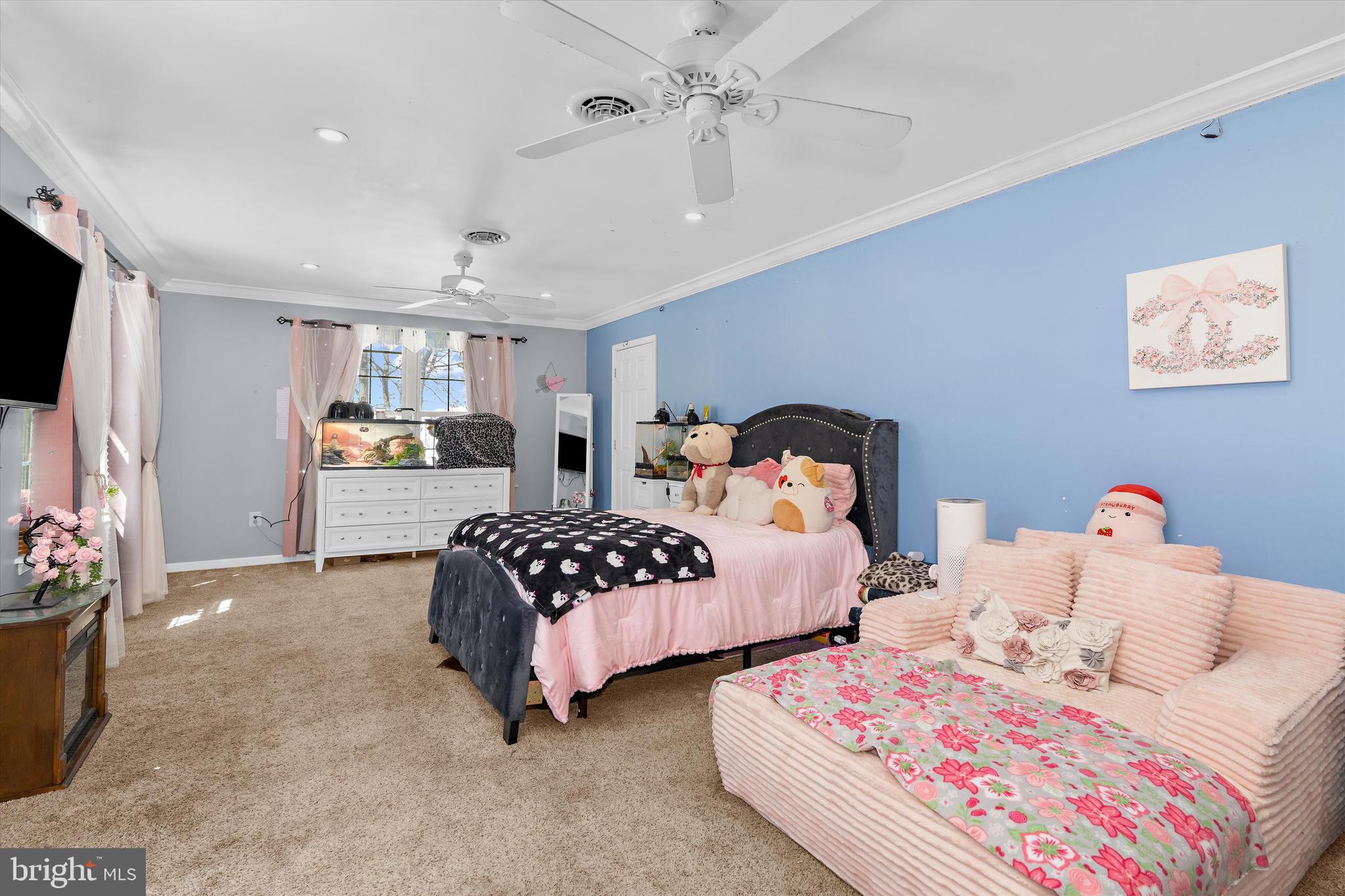 BEACHWOOD ESTATES - Residential