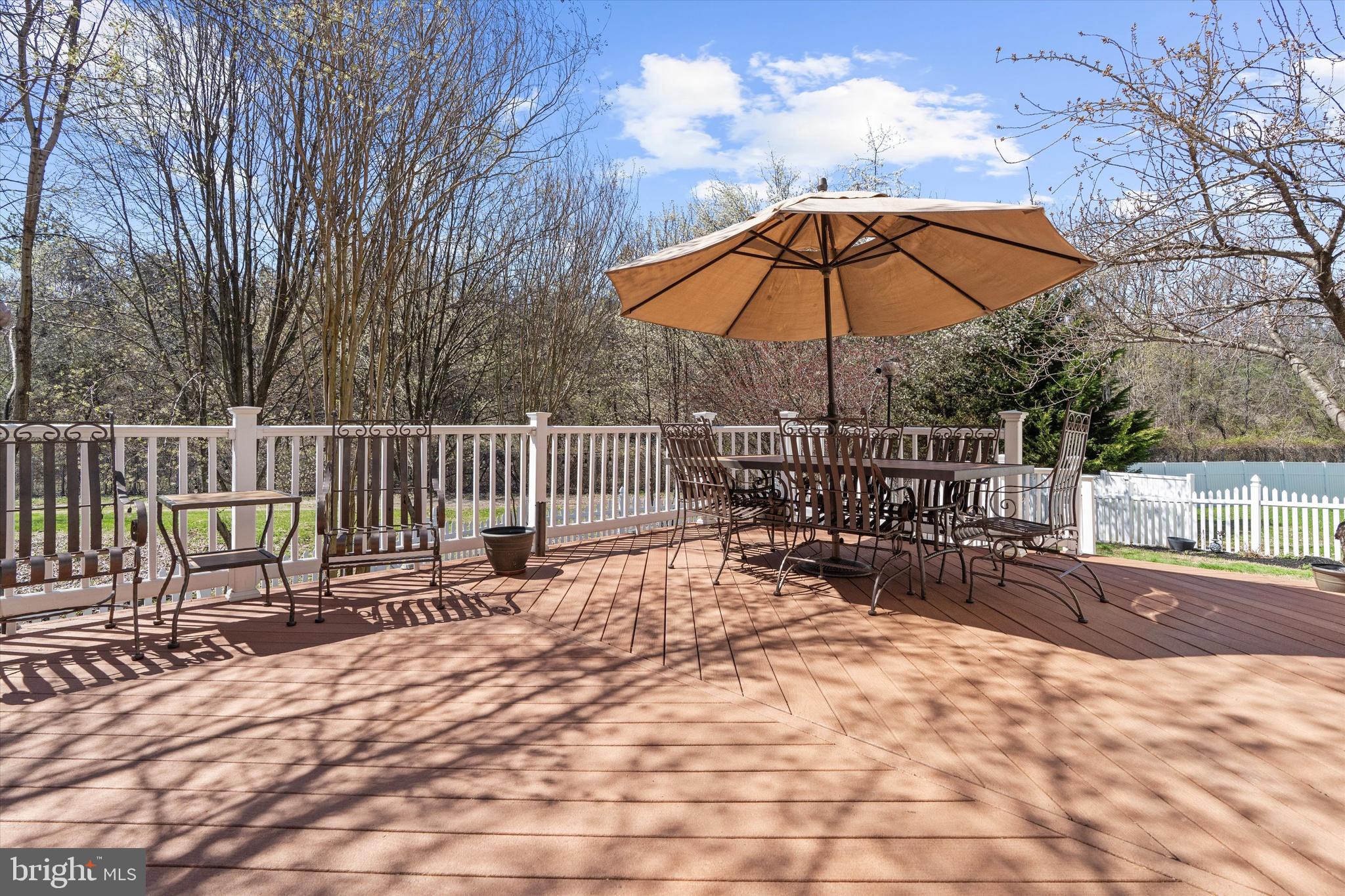 BEACHWOOD ESTATES - Residential