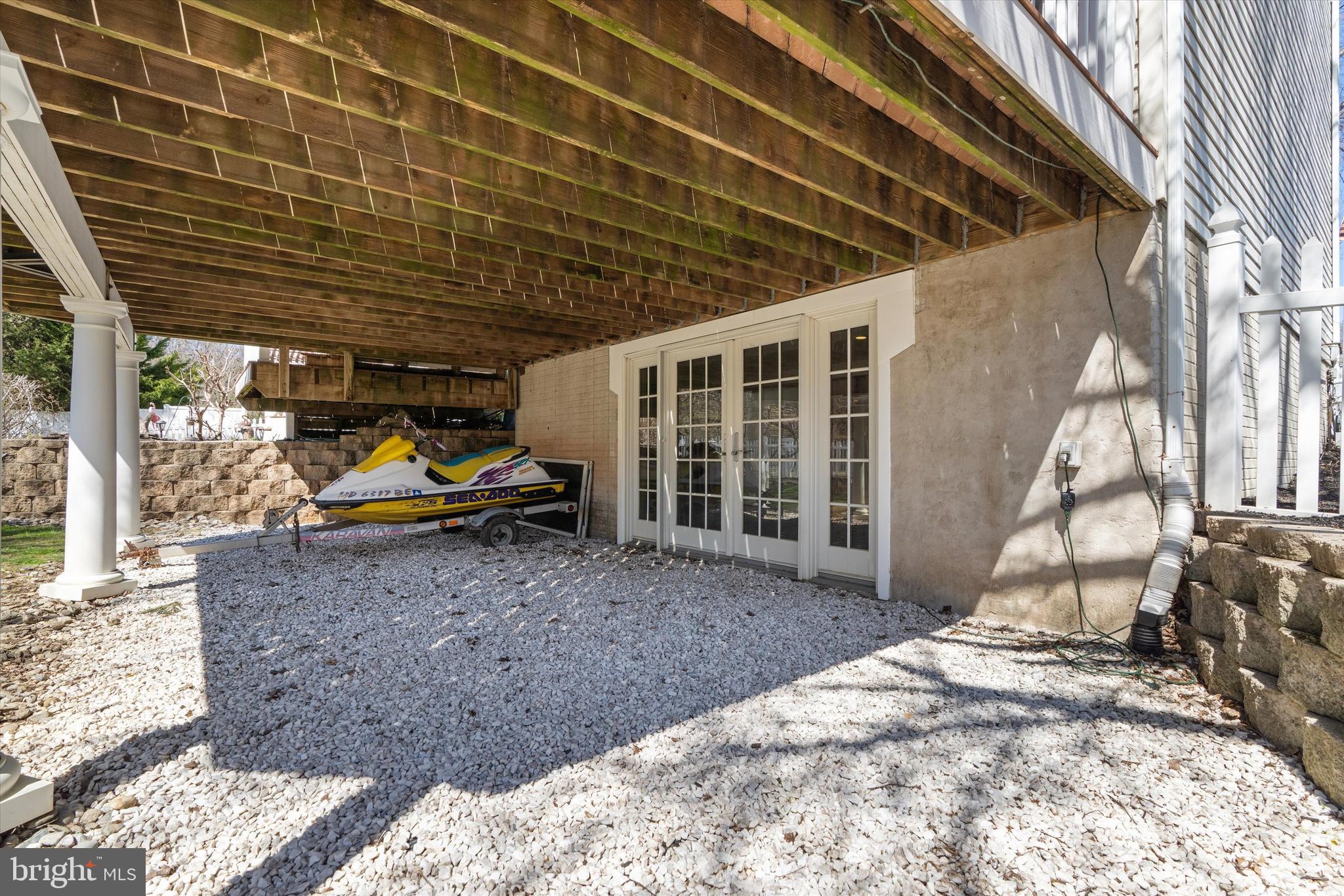 BEACHWOOD ESTATES - Residential