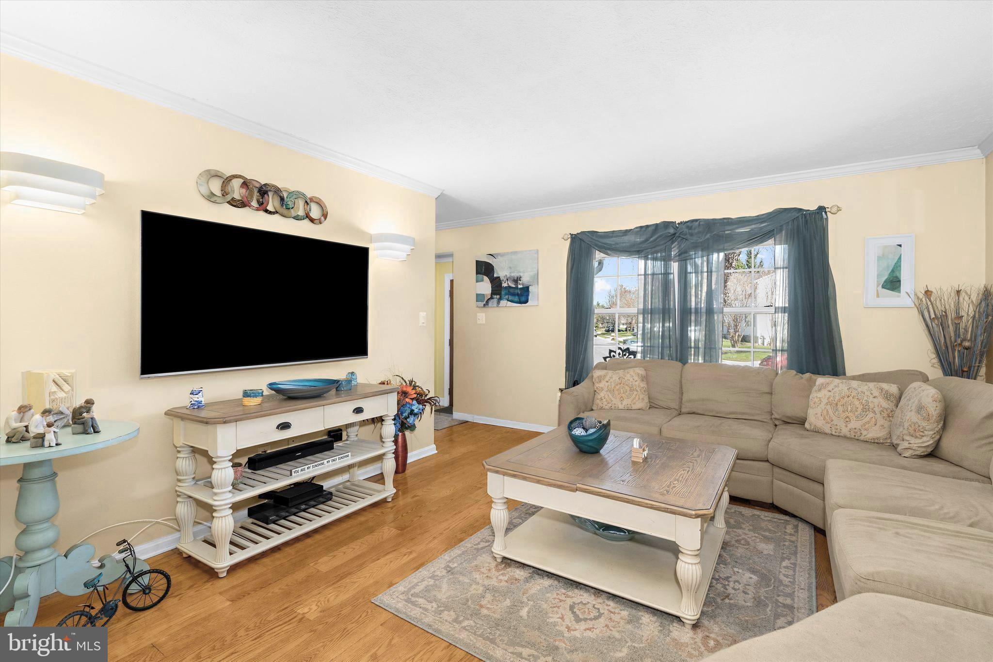 BEACHWOOD ESTATES - Residential