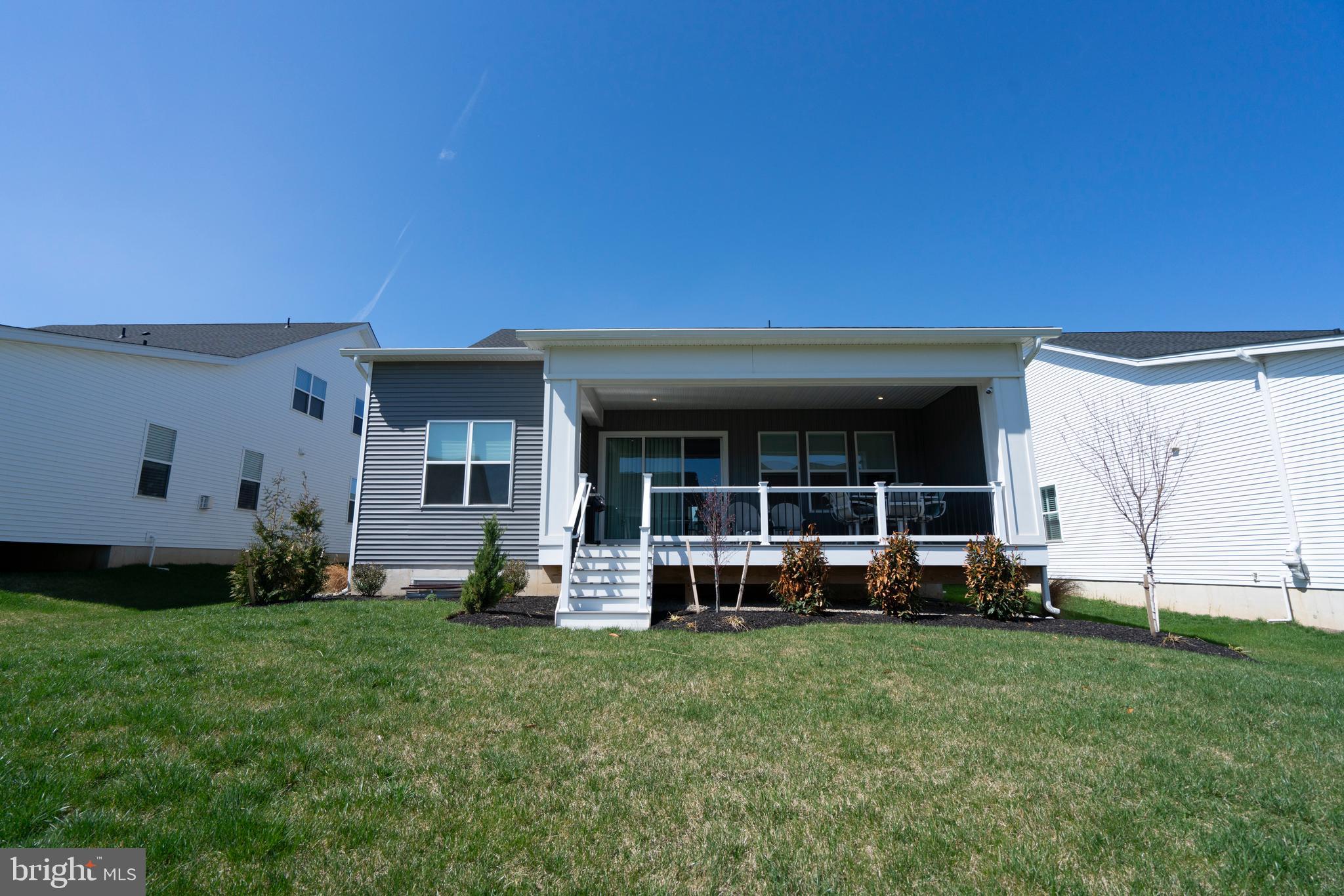 REGENCY AT WATERSIDE - Residential