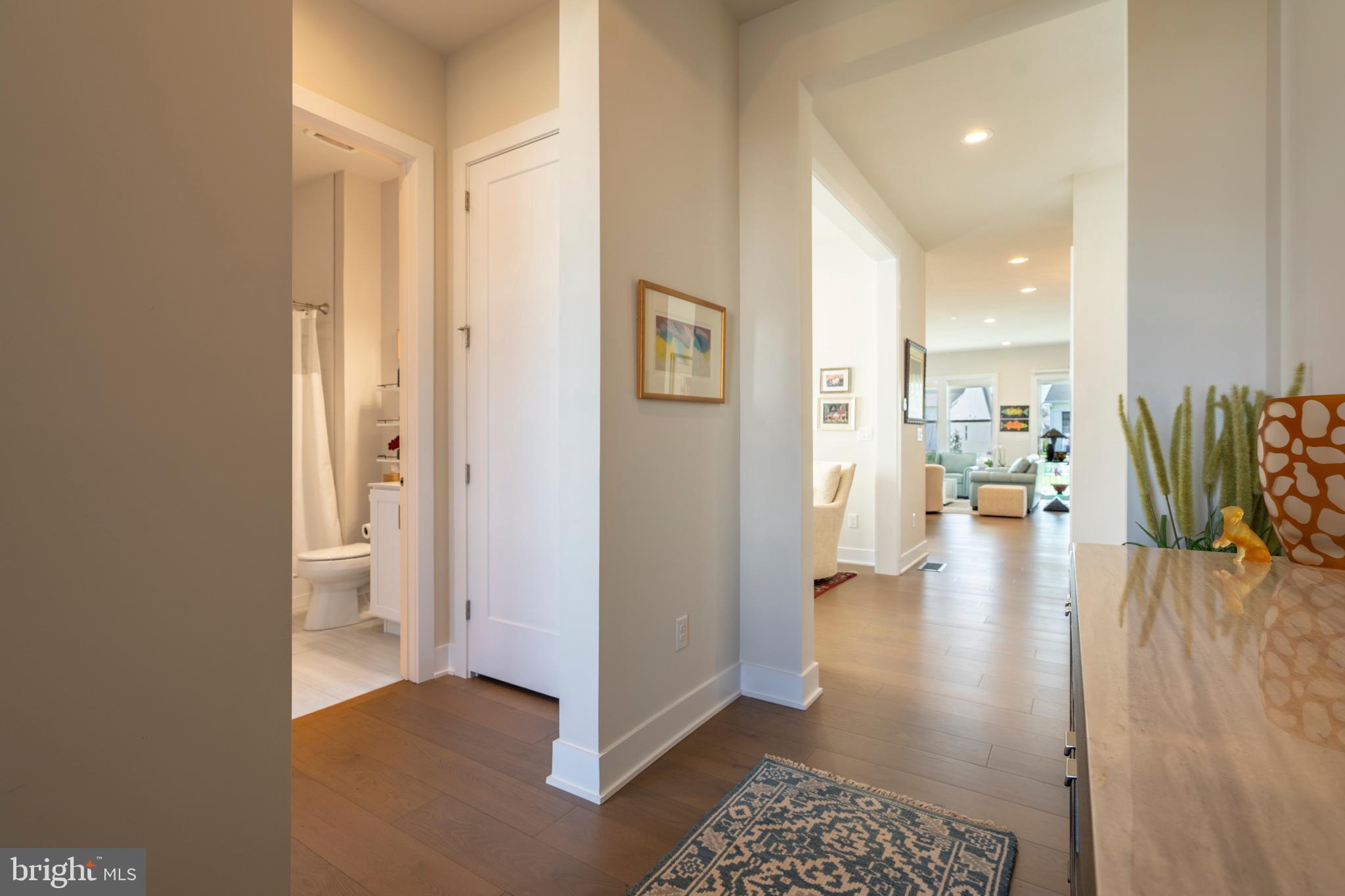 REGENCY AT WATERSIDE - Residential