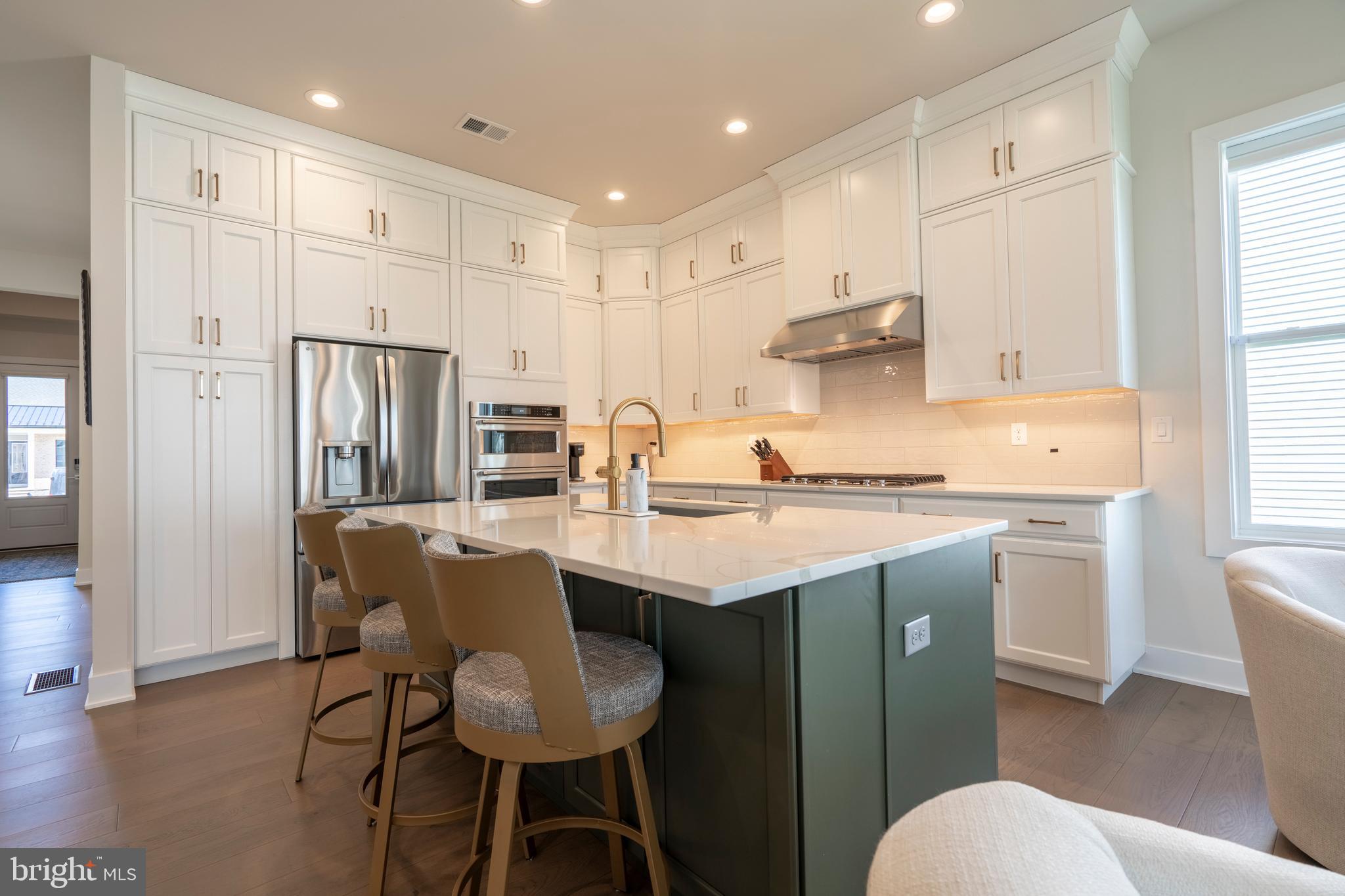 REGENCY AT WATERSIDE - Residential