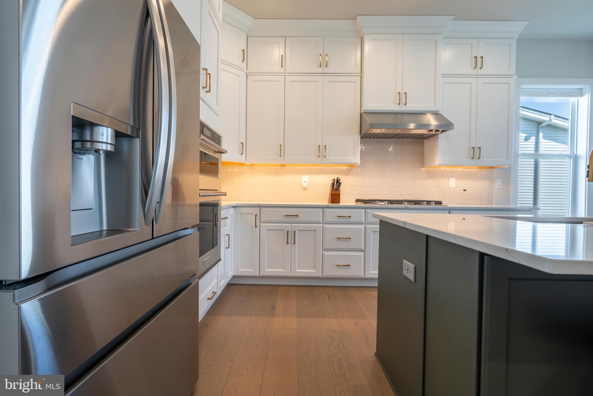 REGENCY AT WATERSIDE - Residential