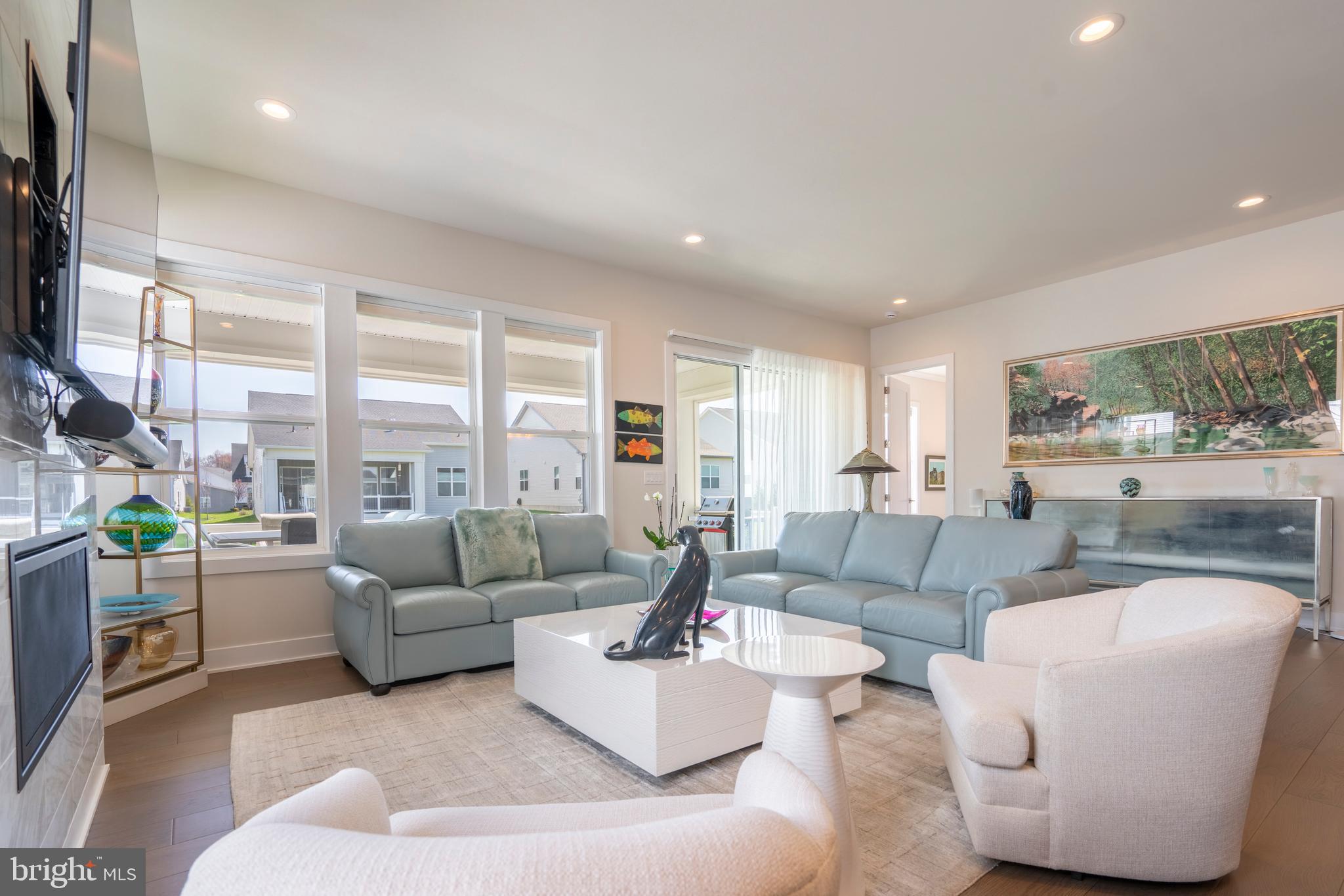 REGENCY AT WATERSIDE - Residential