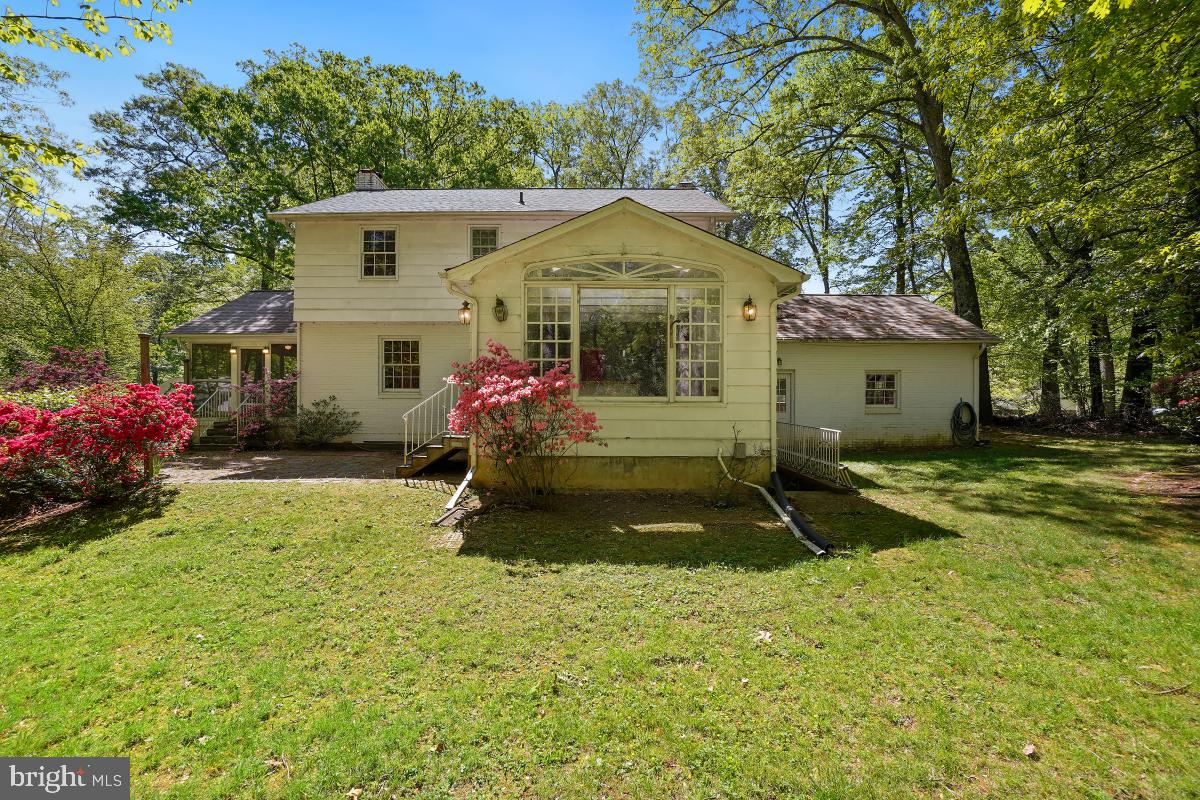 RESTON - Residential