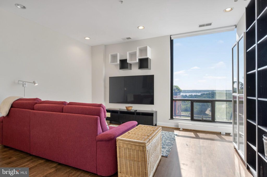 Photo of 1011 Arlington Boulevard #1112, ARLINGTON, VA 22209 (MLS # VAAR2063394)