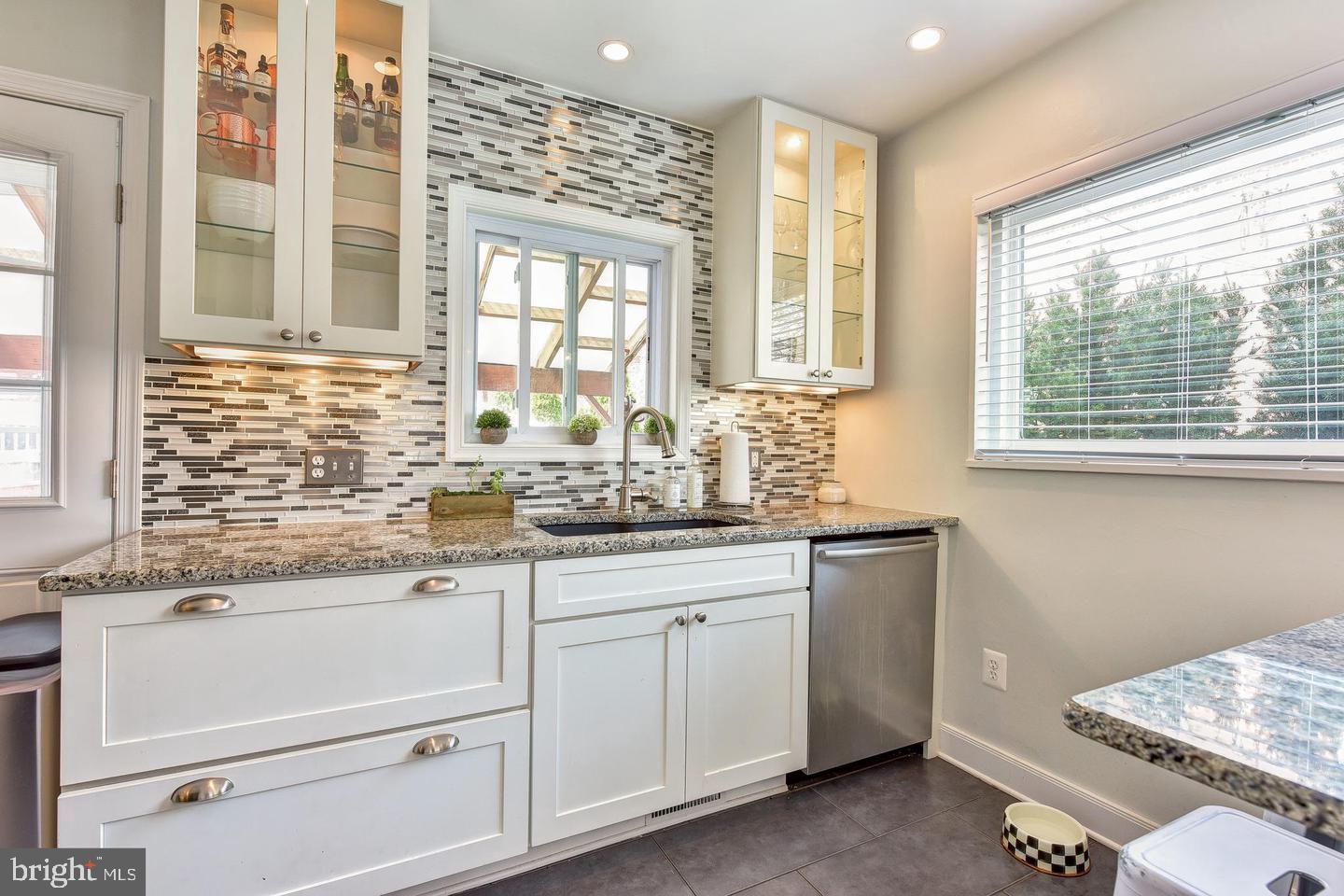 CAVALIER HOMES - Residential Lease