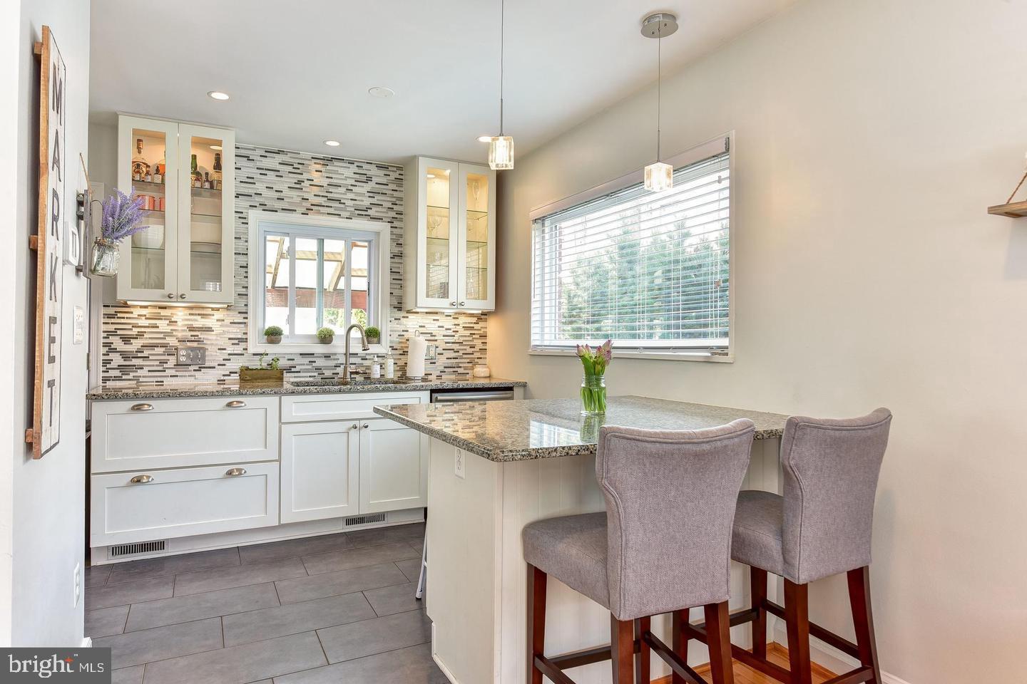 CAVALIER HOMES - Residential Lease