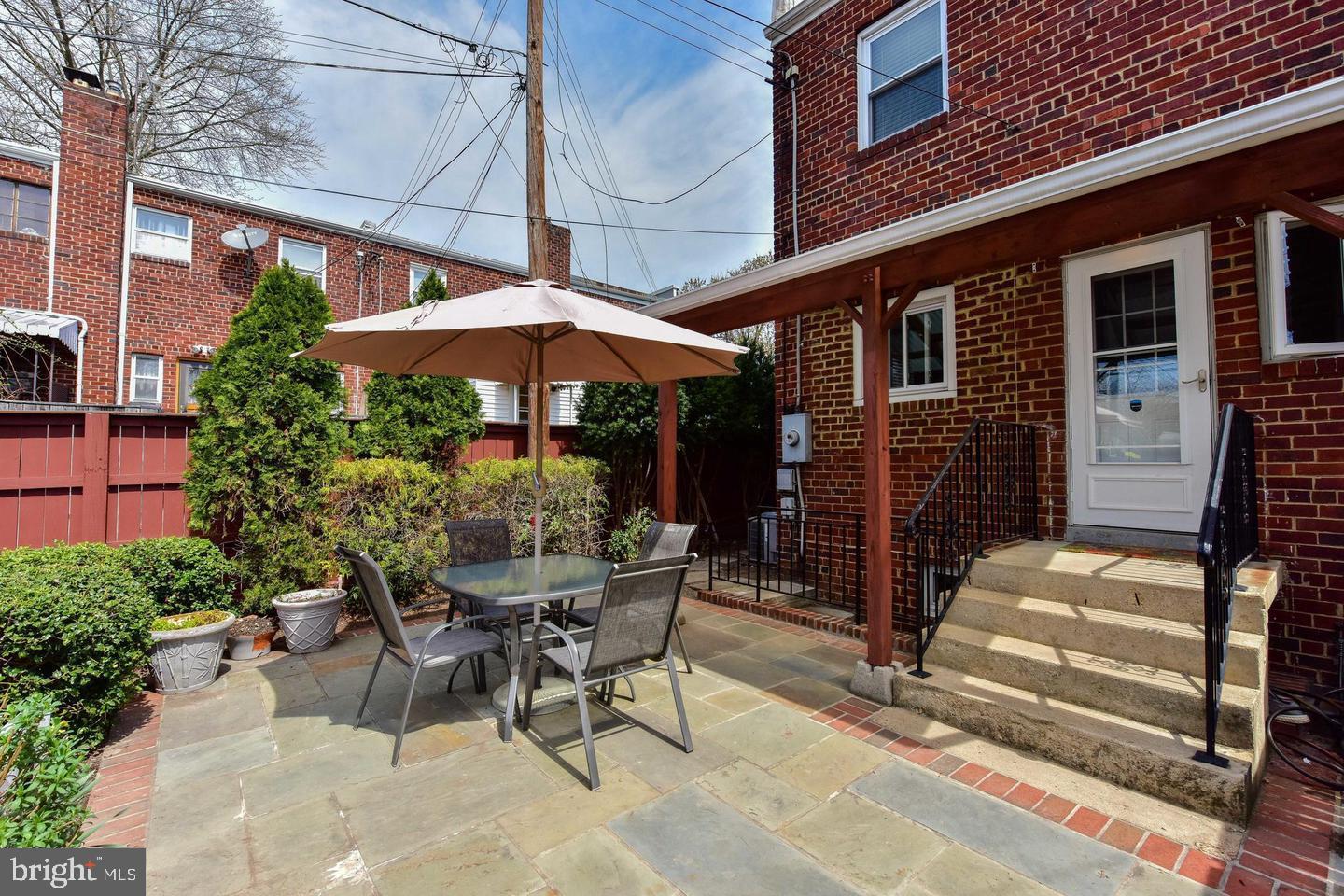 CAVALIER HOMES - Residential Lease