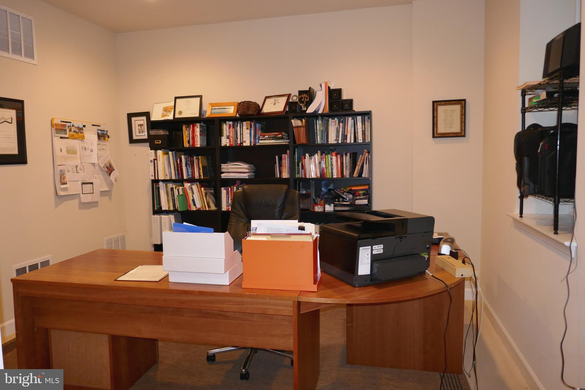 LEESBOROUGH - Residential Lease