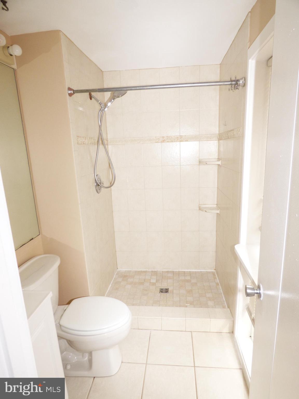 WATKINS MILL - Residential Lease