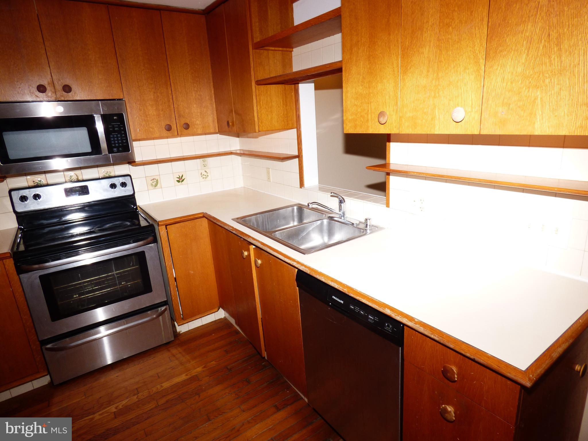 WATKINS MILL - Residential Lease