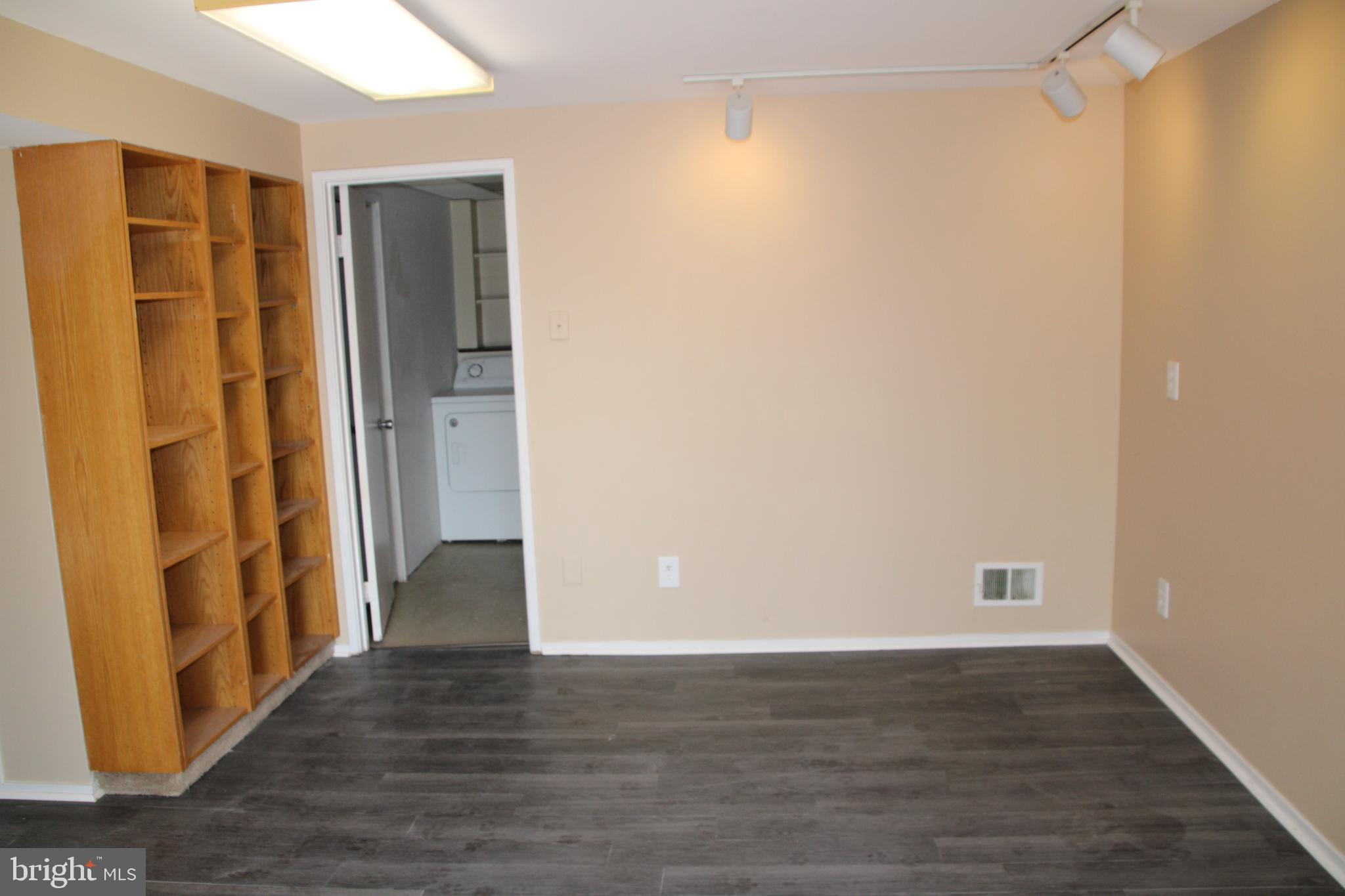 WATKINS MILL - Residential Lease