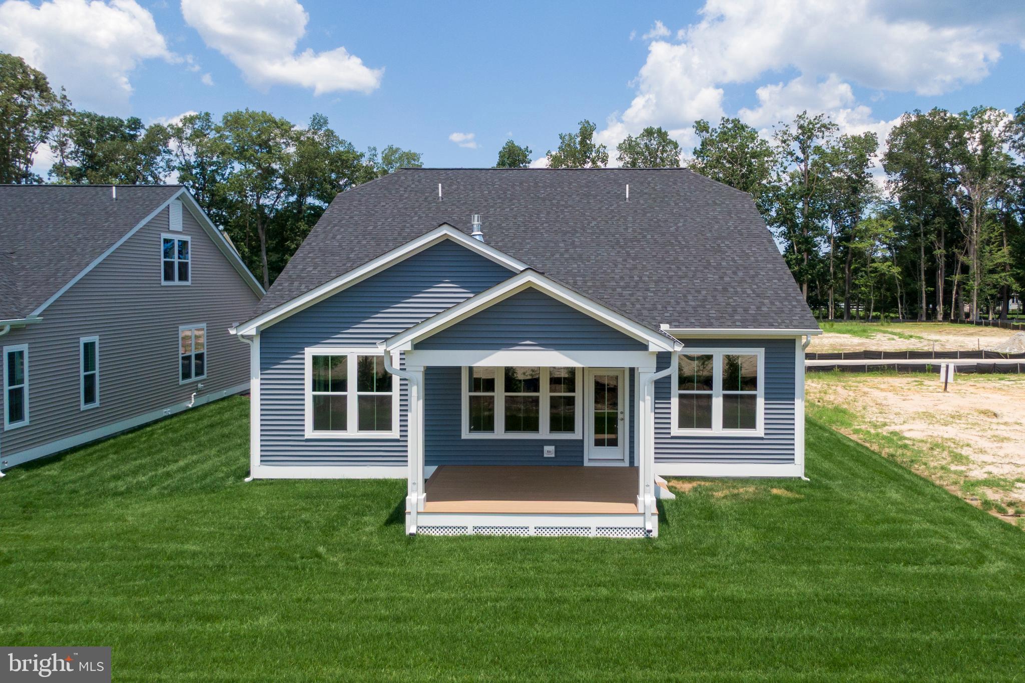 THE KNOLL AT IRONS LANE - Residential