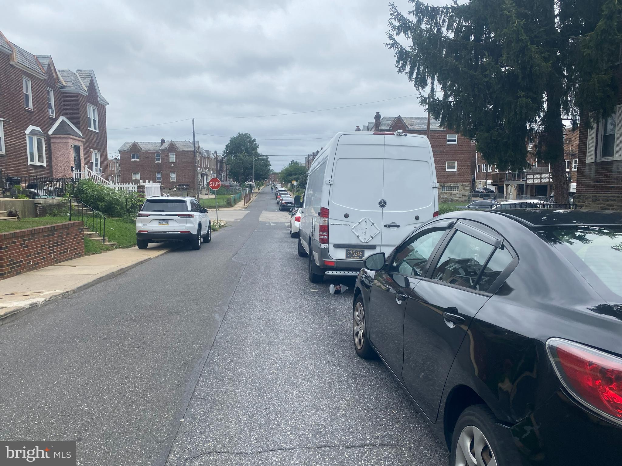 OXFORD CIRCLE - Residential