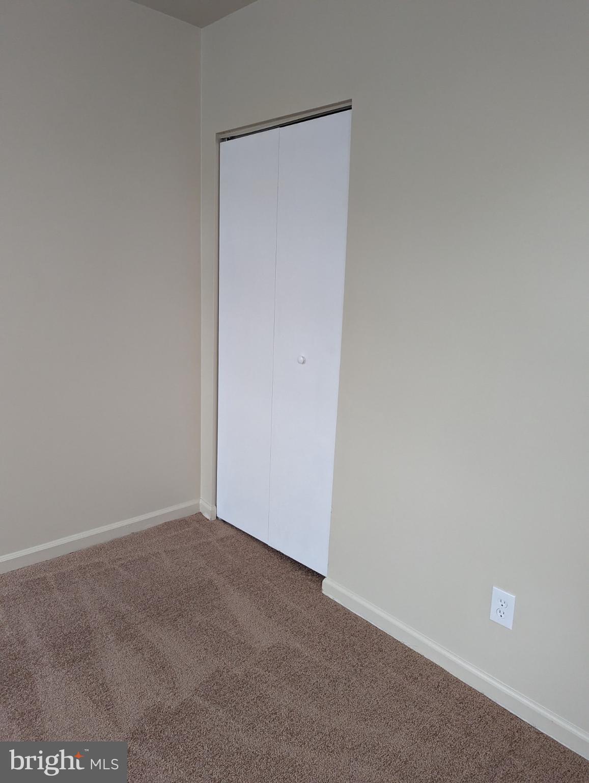 WASHINGTON SQUARE - Residential