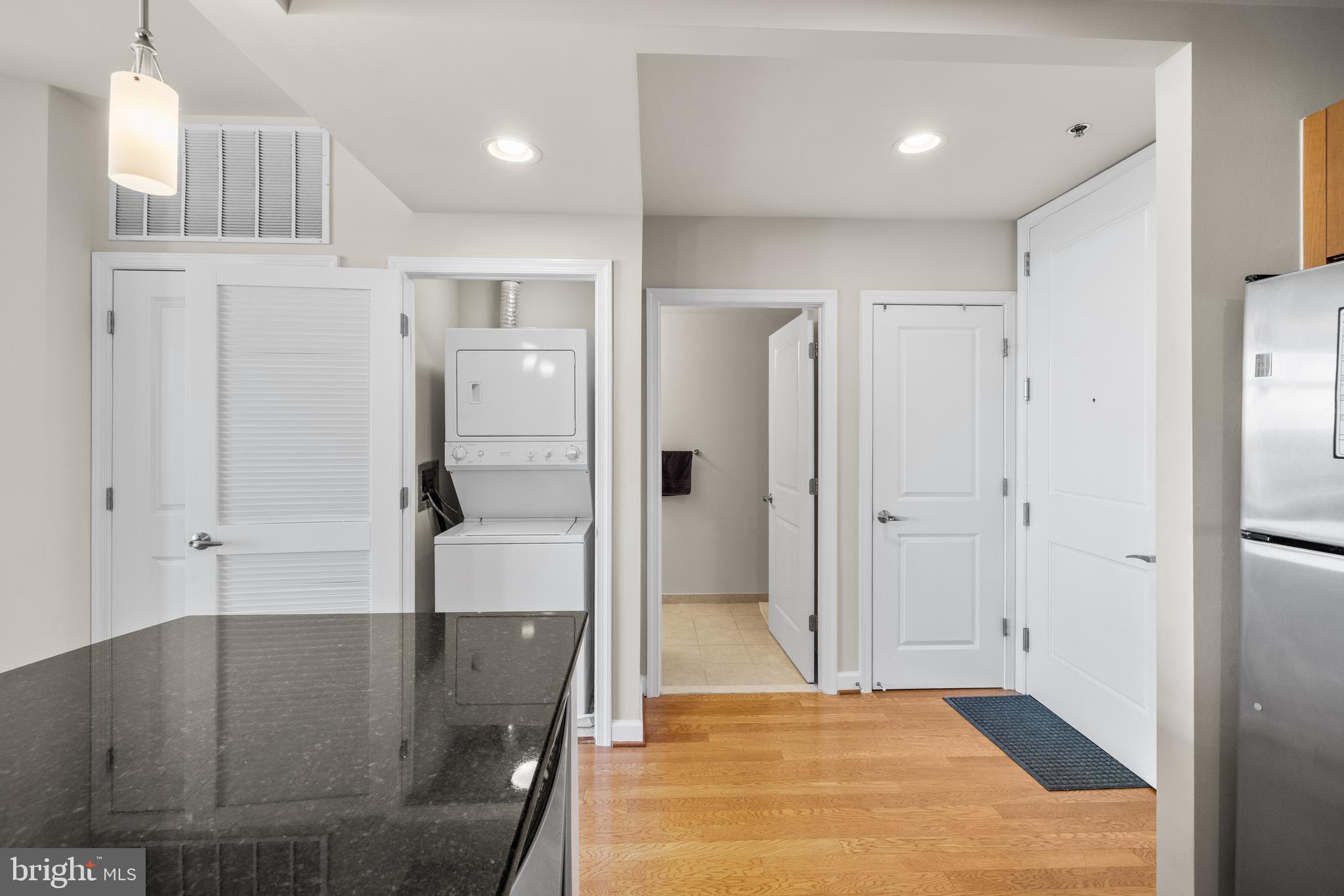 MIDTOWN BETHESDA NORTH - Residential