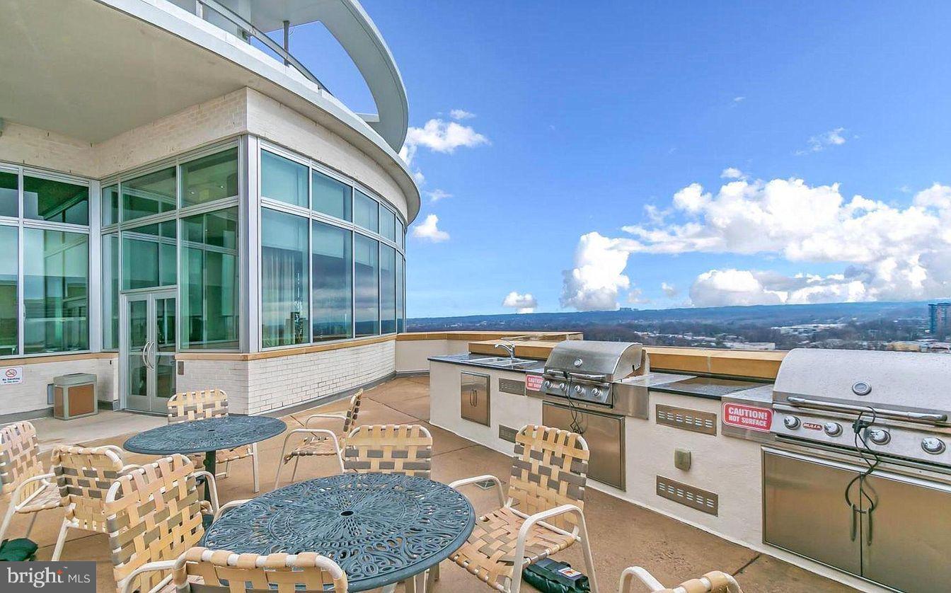 MIDTOWN BETHESDA NORTH - Residential