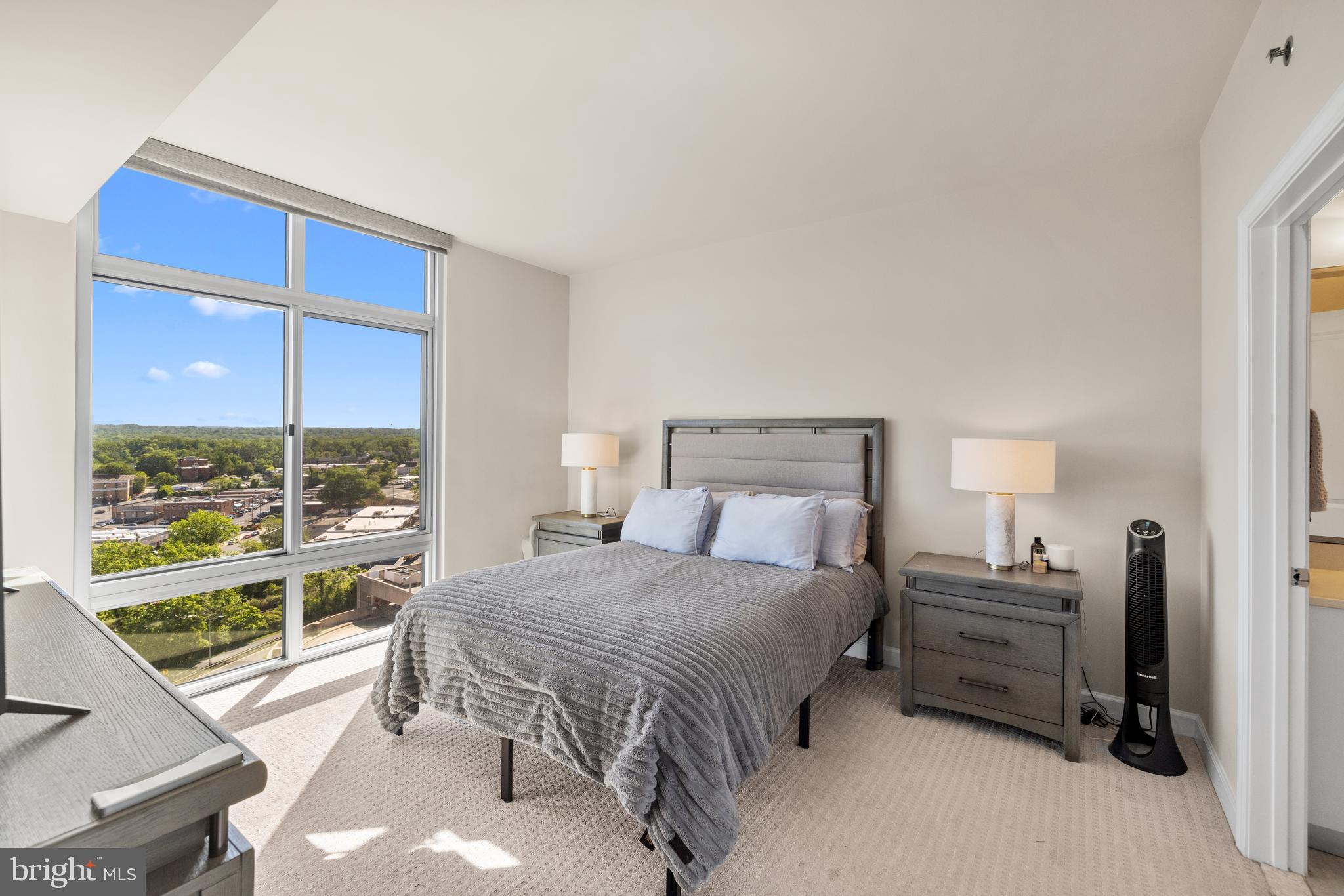 MIDTOWN BETHESDA NORTH - Residential