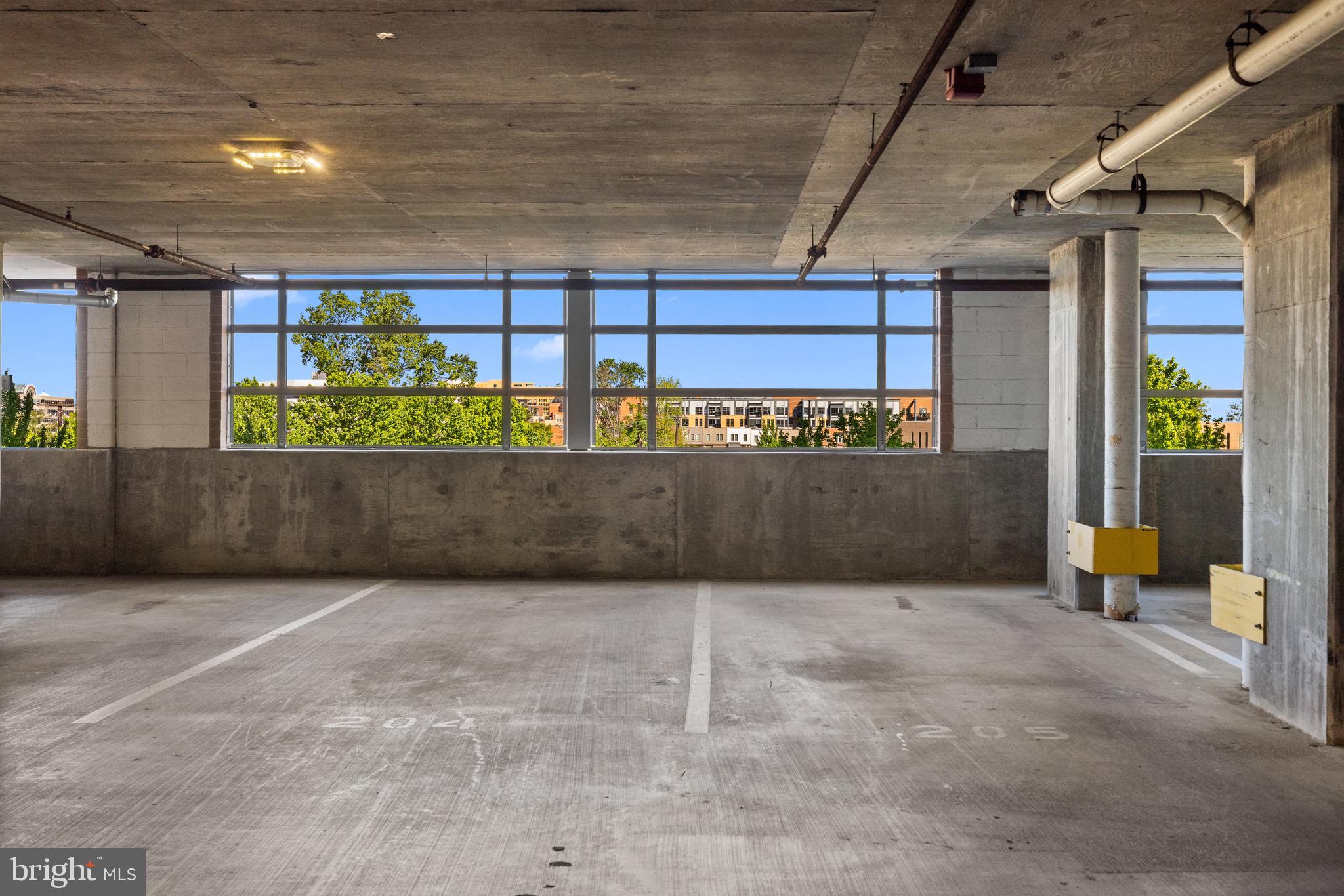 MIDTOWN BETHESDA NORTH - Residential