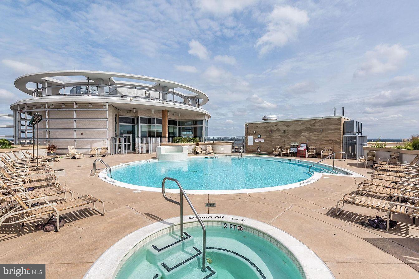 MIDTOWN BETHESDA NORTH - Residential