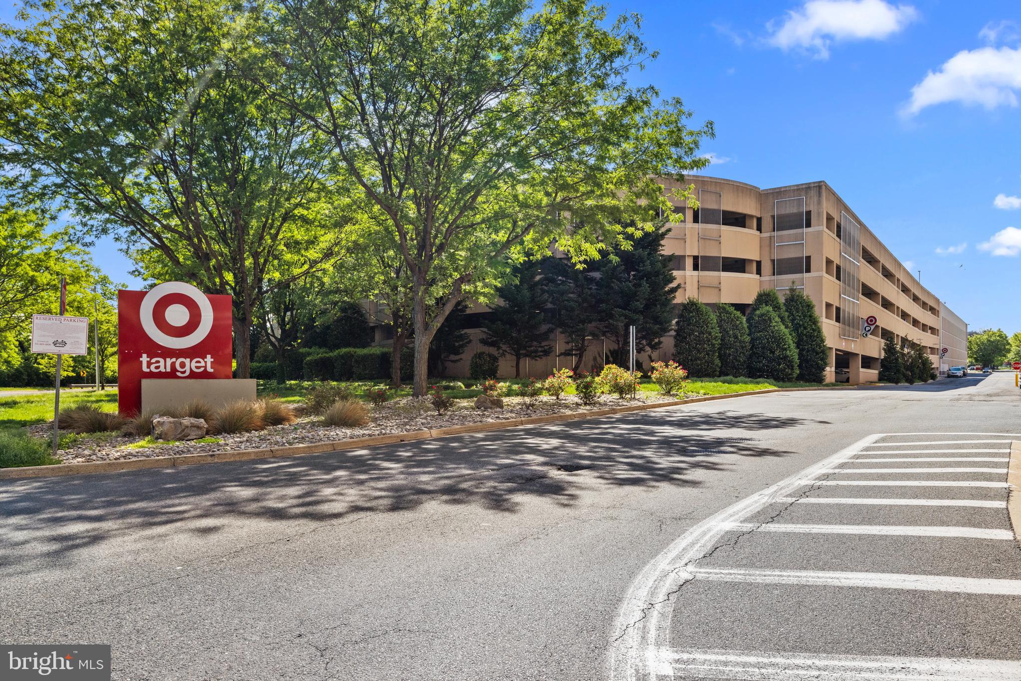 MIDTOWN BETHESDA NORTH - Residential