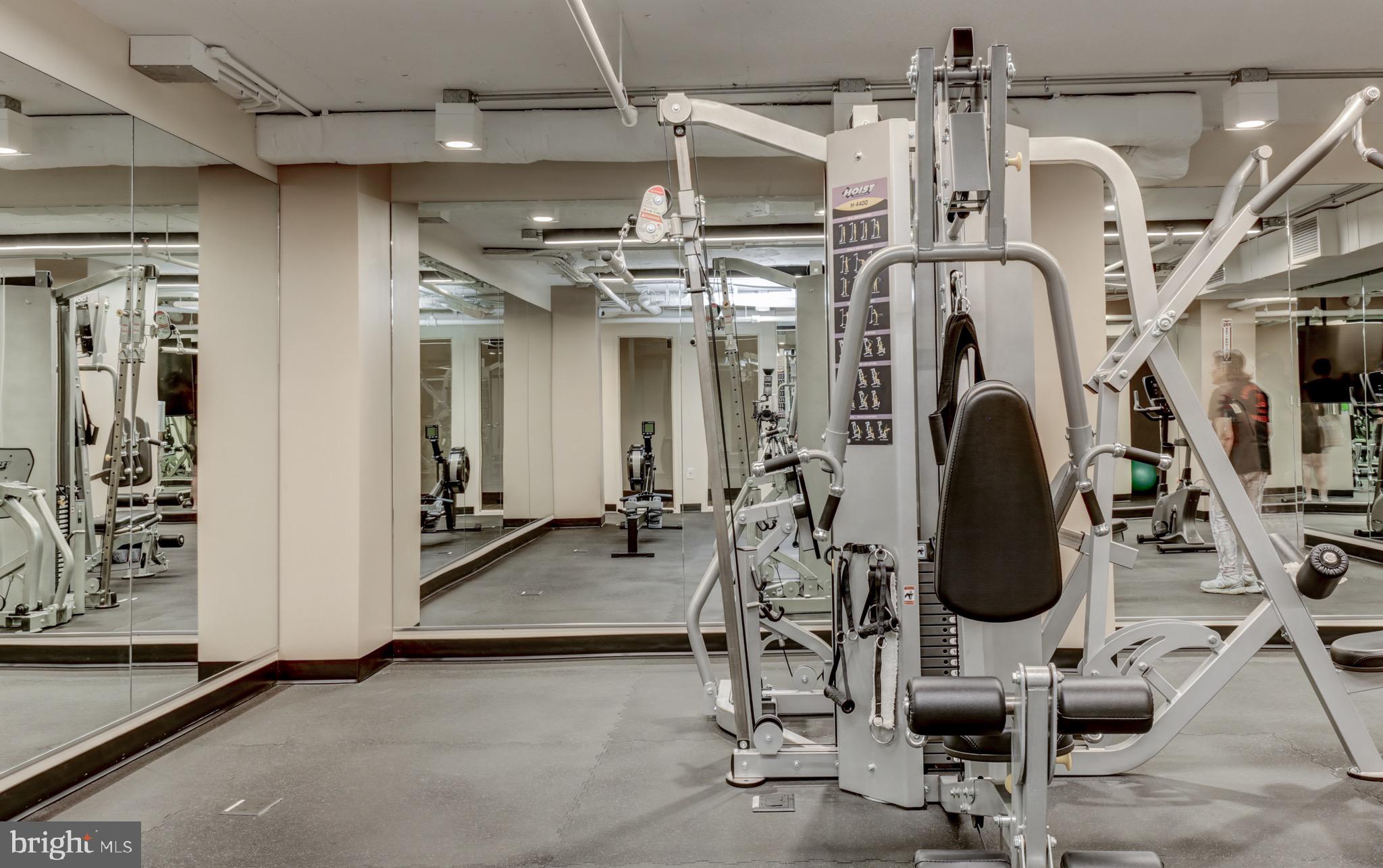 ENCORE OF MCLEAN - Residential Lease