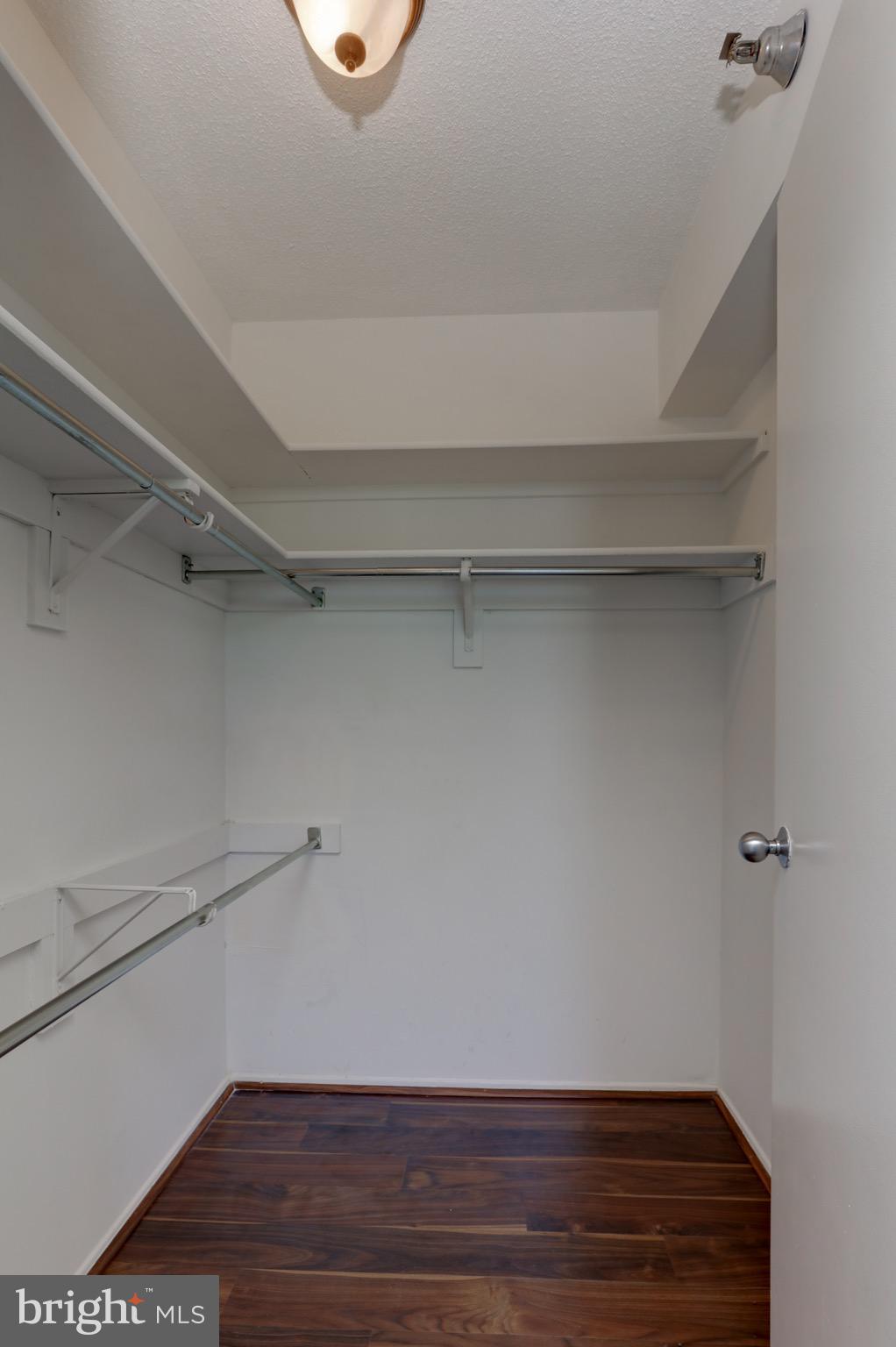 ENCORE OF MCLEAN - Residential Lease