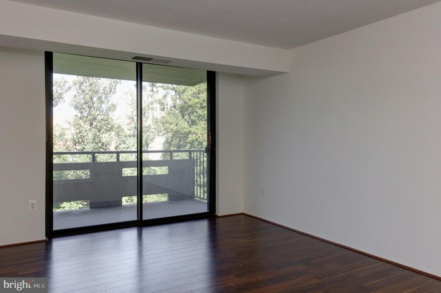 The Encore of Mclean is a Luxury High Rise Building minutes to Tyson"s Malls.  Minutes to The Beltway ( 495). Metro in walking distance ,Enter Via a  Privet entrance.  ( security guard)
Beautifully updated Social rooms, Gym,  Lobby and more. A serene Park Setting in the midst of most urban 
part of Mclean. The Unit is beautifully updated with gleaming paint, bathroom/ kitchen  etc. wood floors.
Nice Balcony with views of City Lights.  Parking is by the entrance to the Building, #P63.  24/7 Concierge on duty.  tons of closets in the unit , extra storage in the basement .