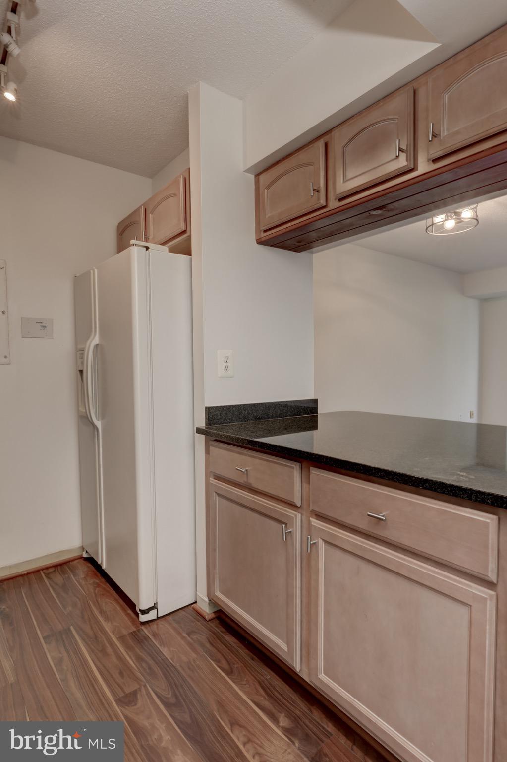 ENCORE OF MCLEAN - Residential Lease