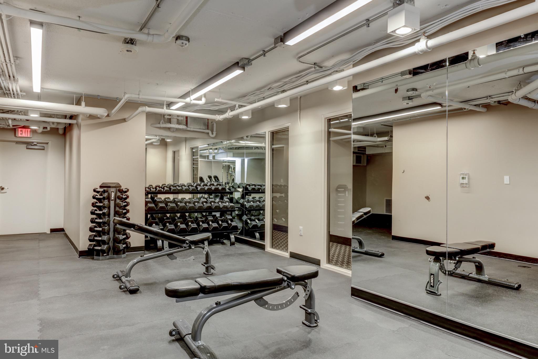 ENCORE OF MCLEAN - Residential Lease