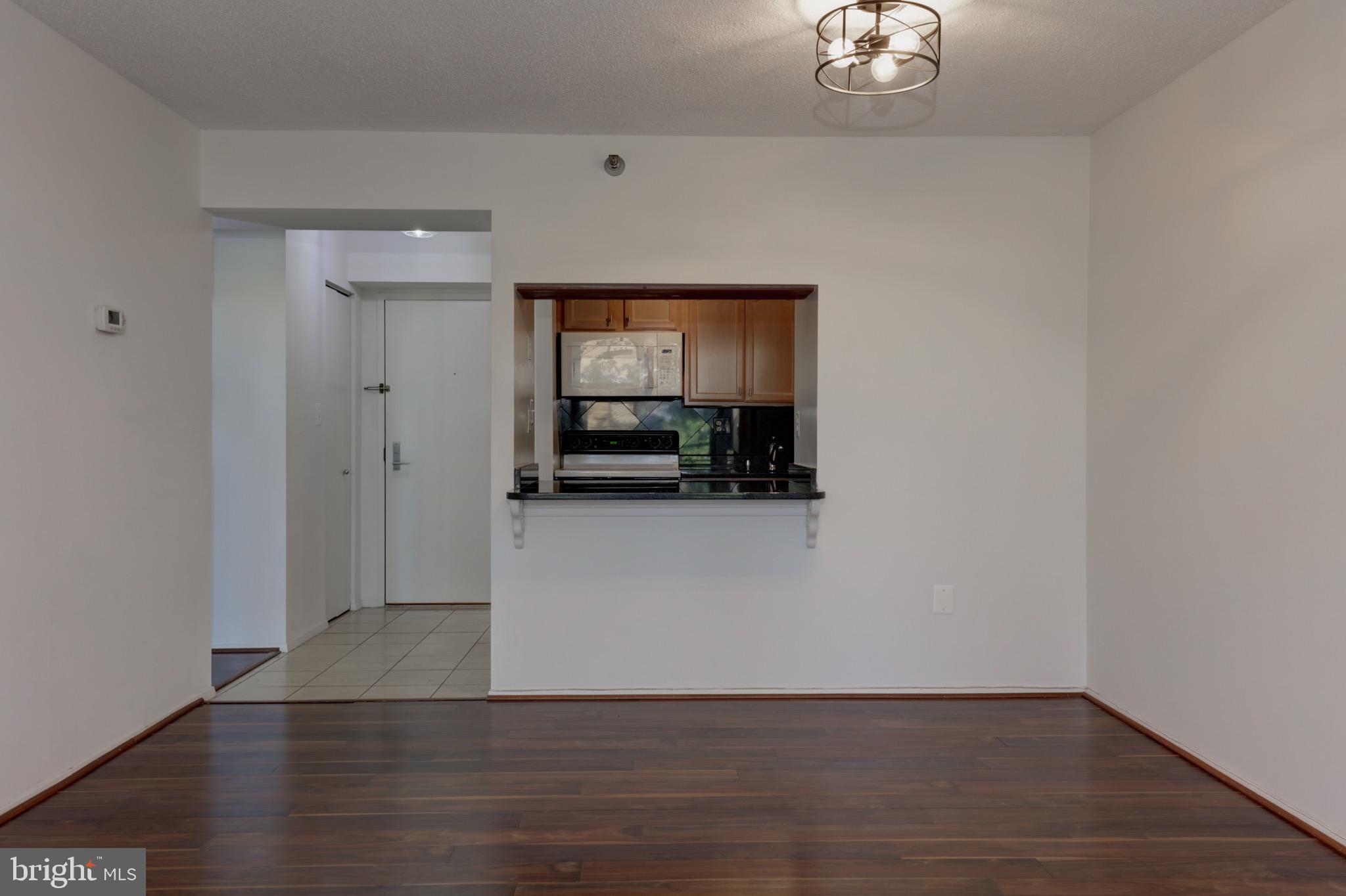 ENCORE OF MCLEAN - Residential Lease