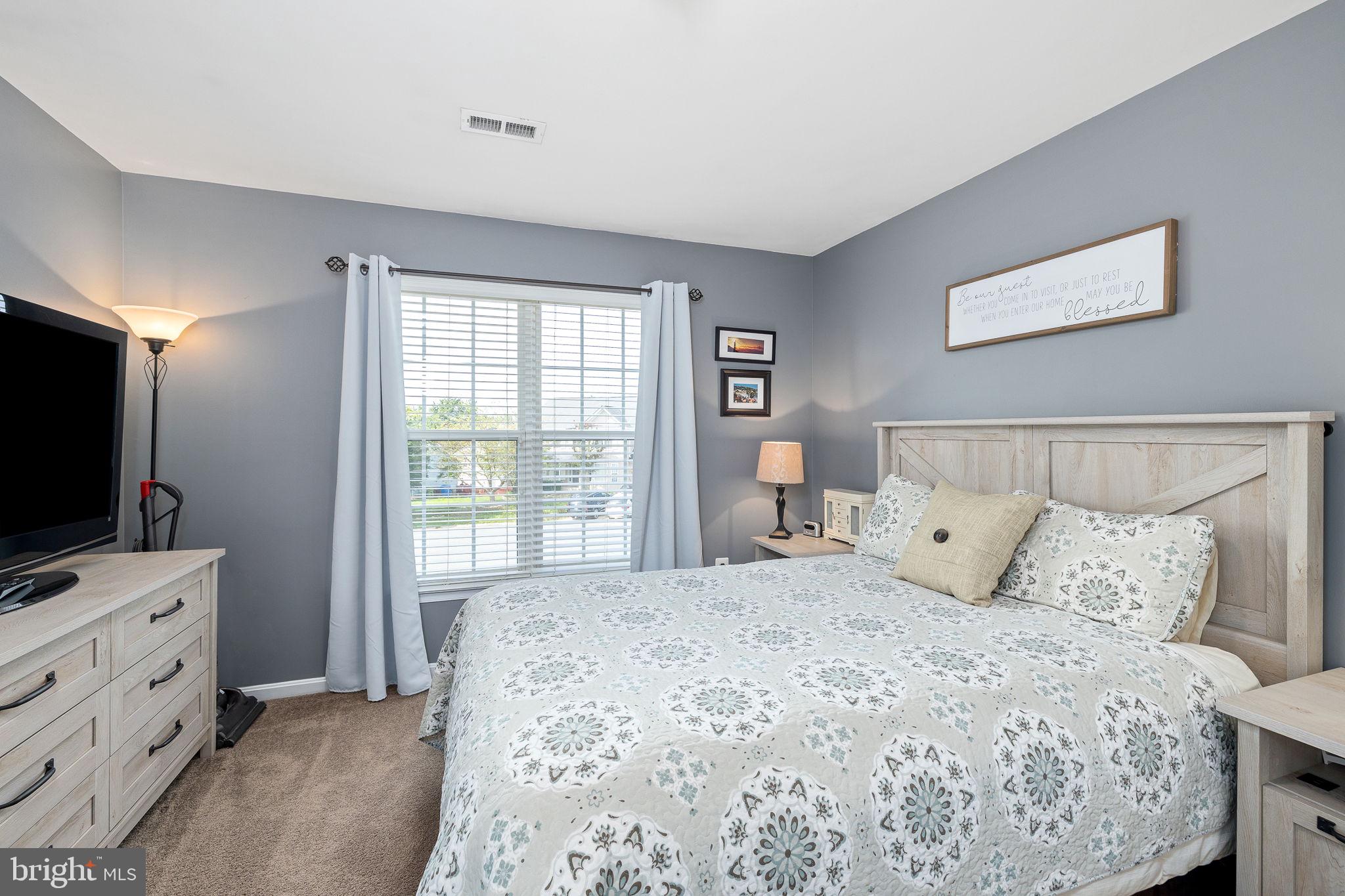 SALEM FIELDS - Residential