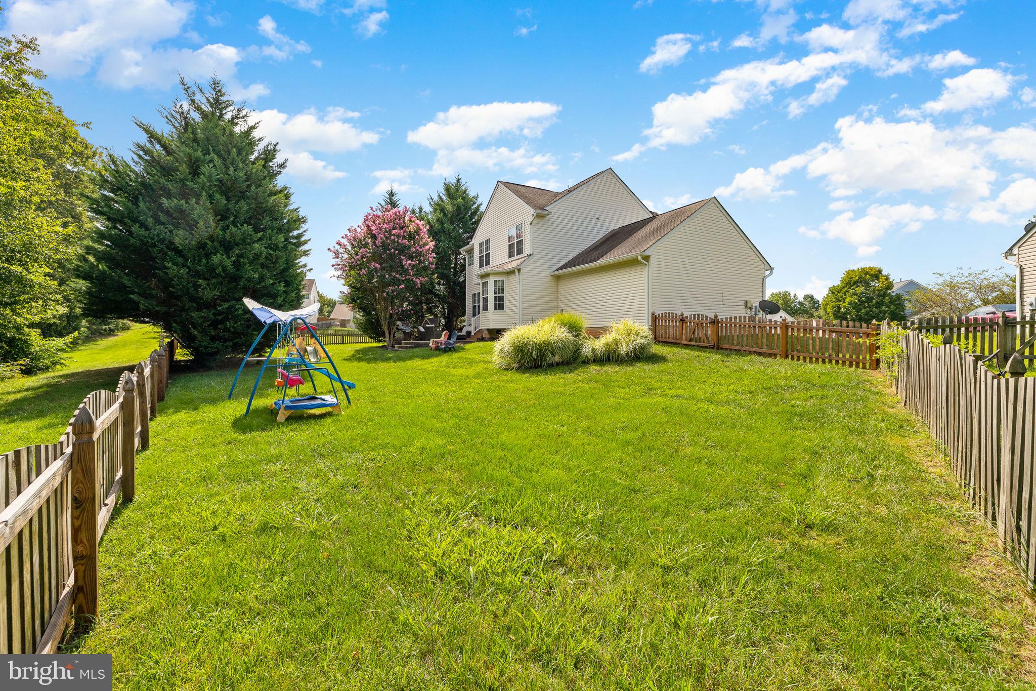 SALEM FIELDS - Residential