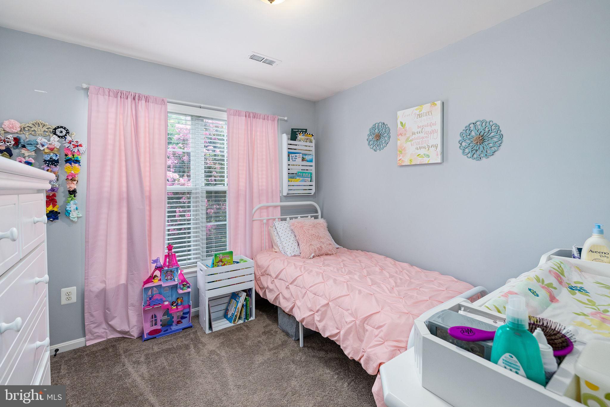 SALEM FIELDS - Residential