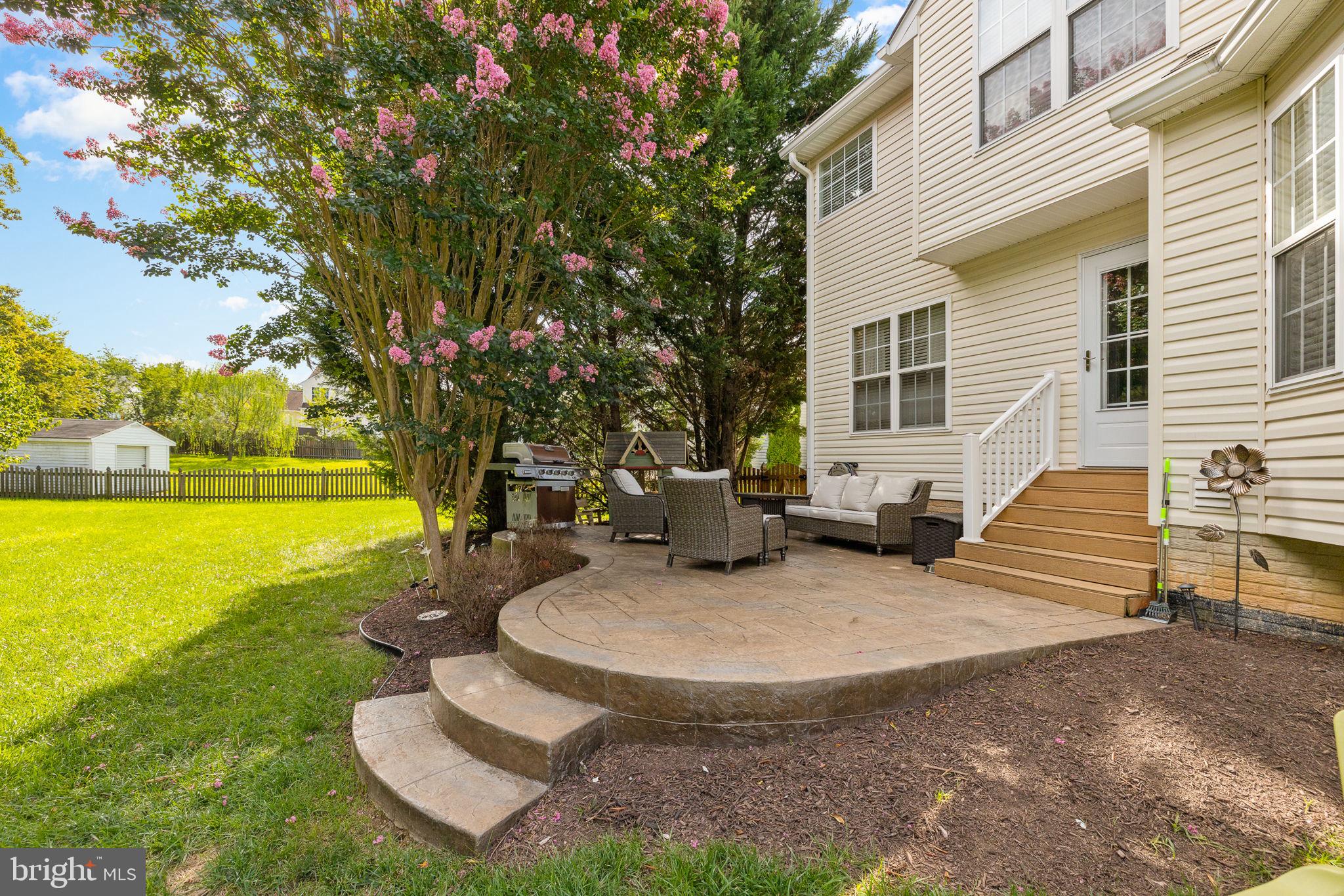 SALEM FIELDS - Residential