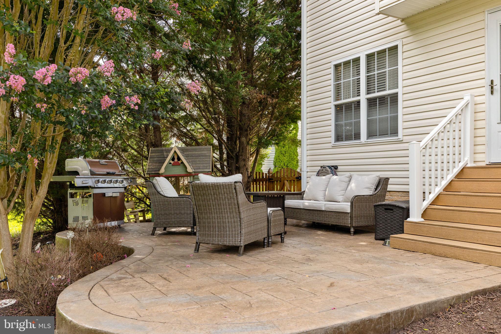 SALEM FIELDS - Residential