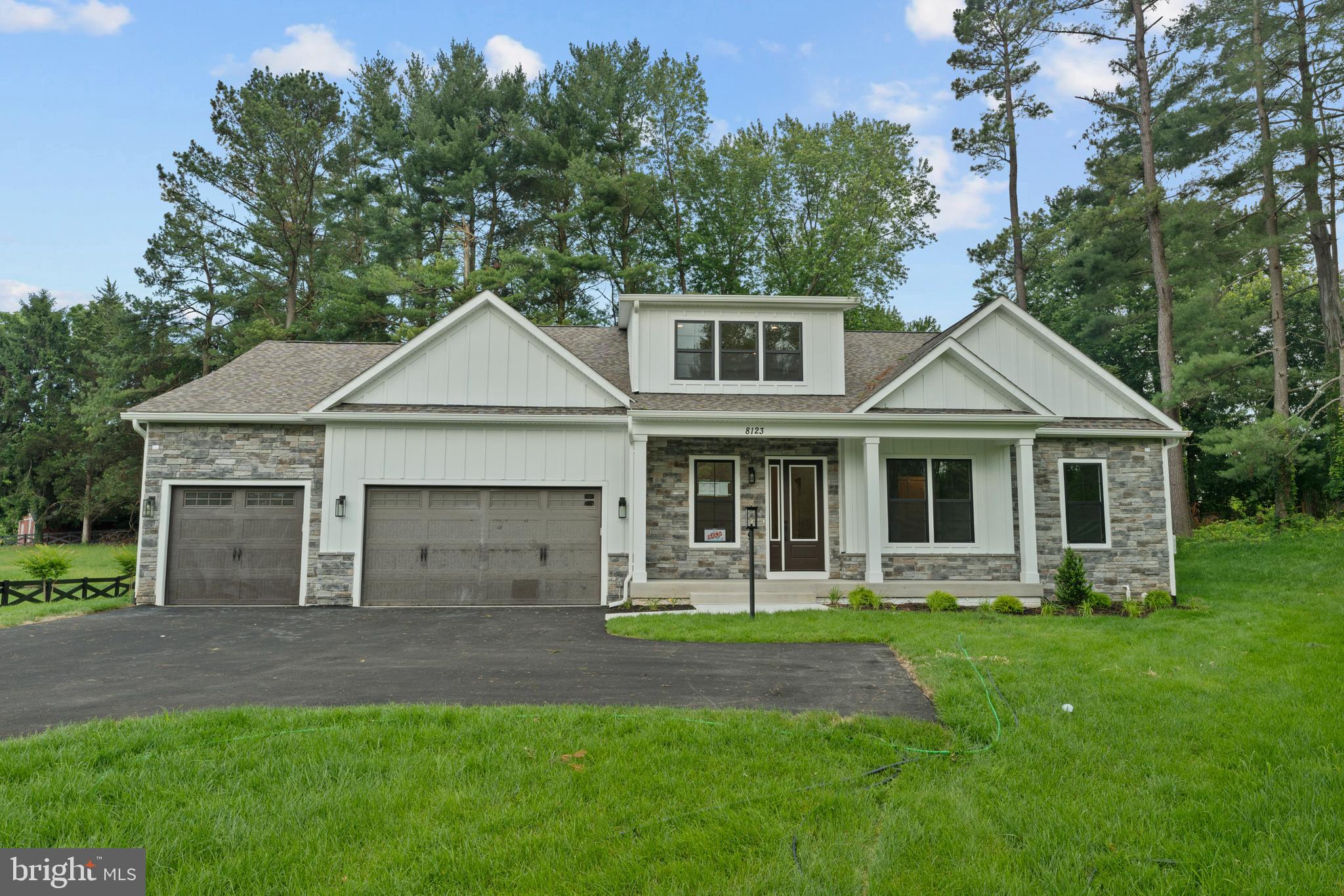 HILLCREST ESTATES - Residential