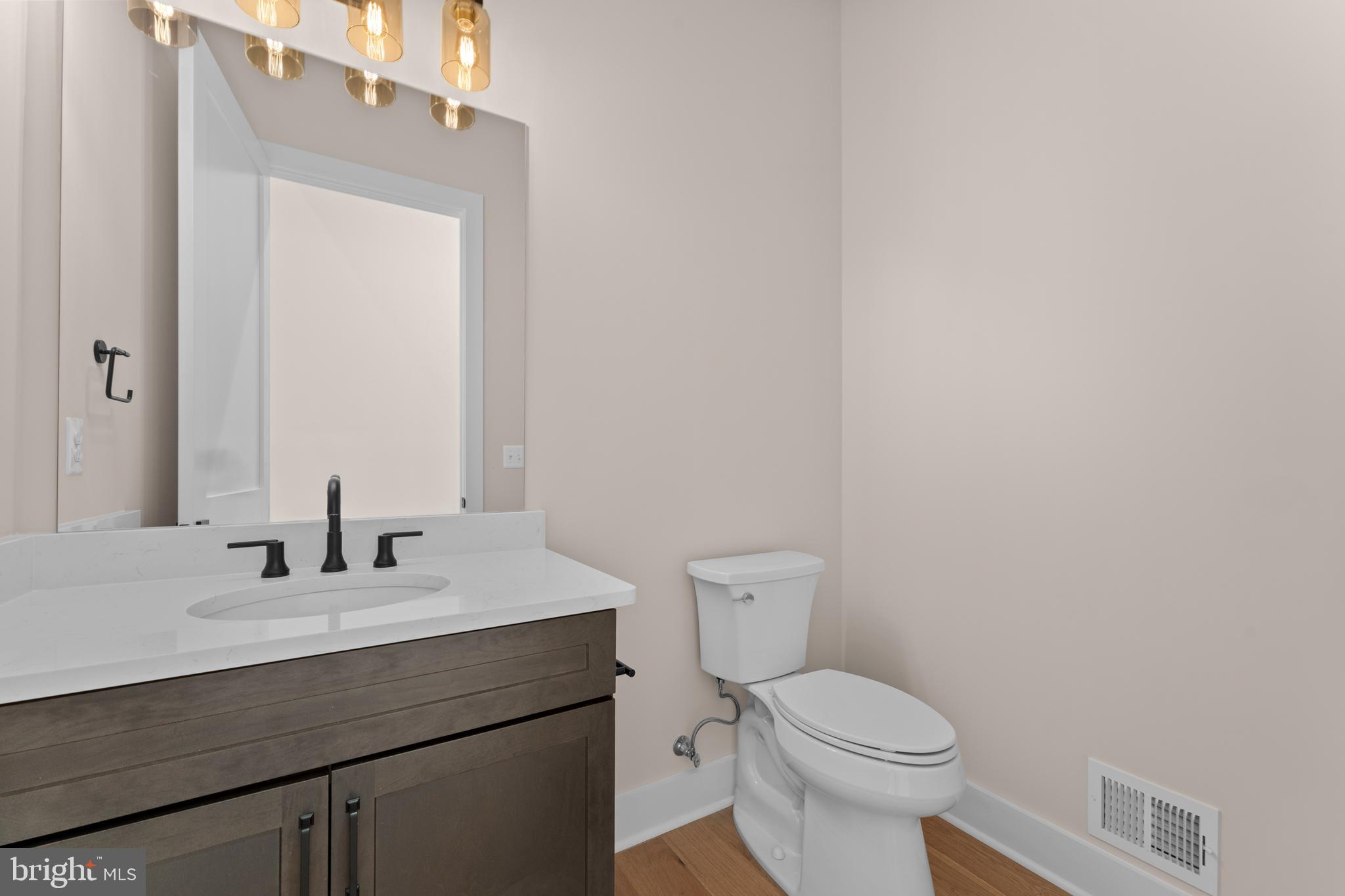 HILLCREST ESTATES - Residential