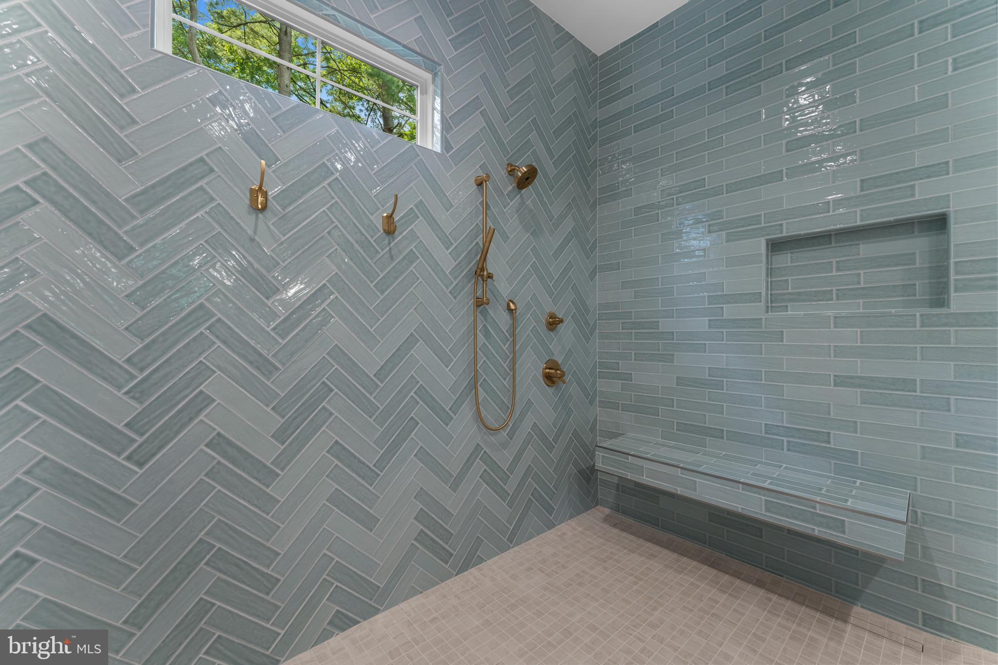 HILLCREST ESTATES - Residential