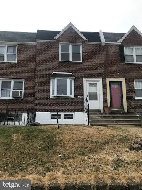 2736 Devereaux Avenue, Philadelphia, PA 19149