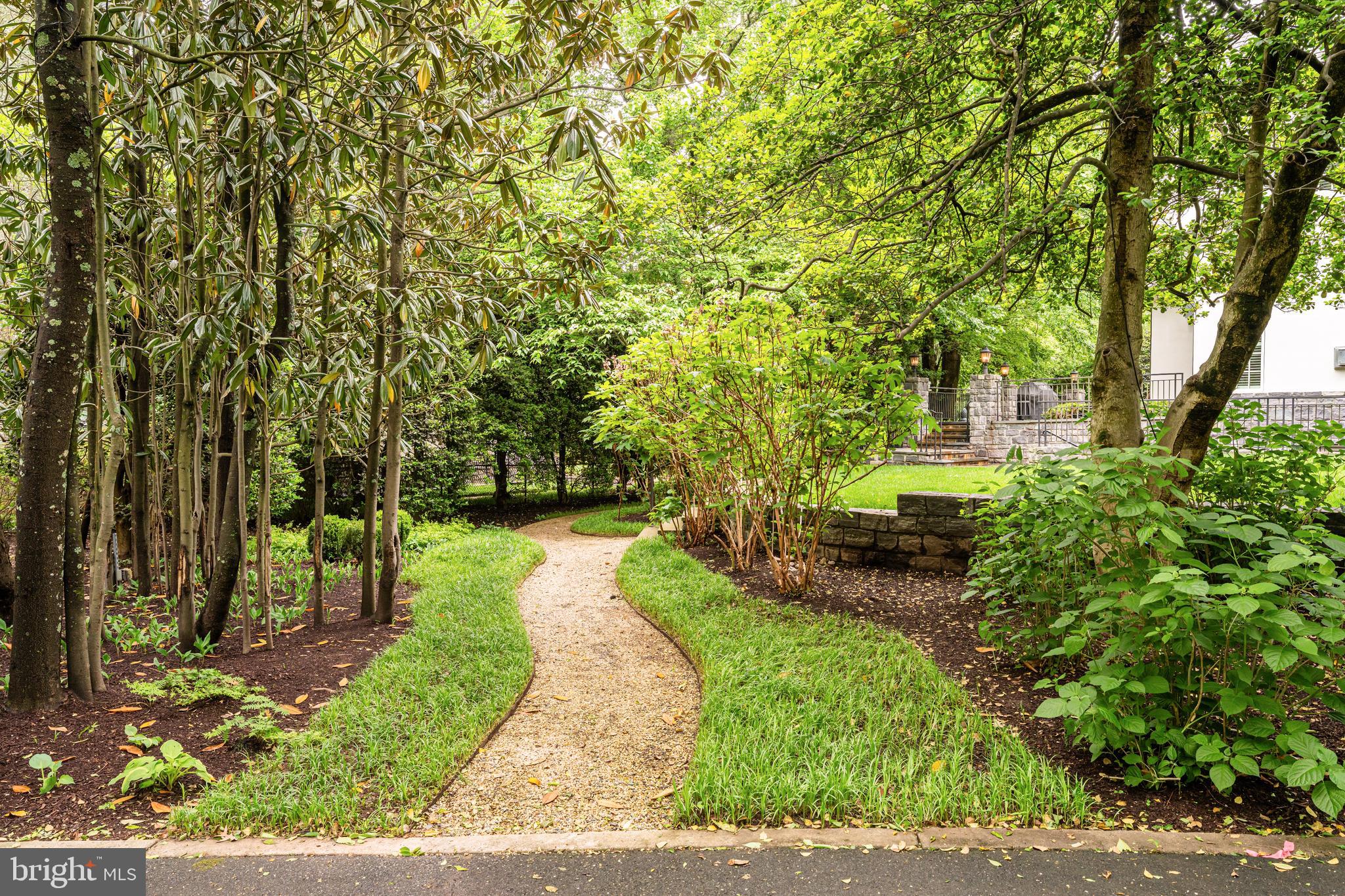 SHIRLEY WOODS - Residential