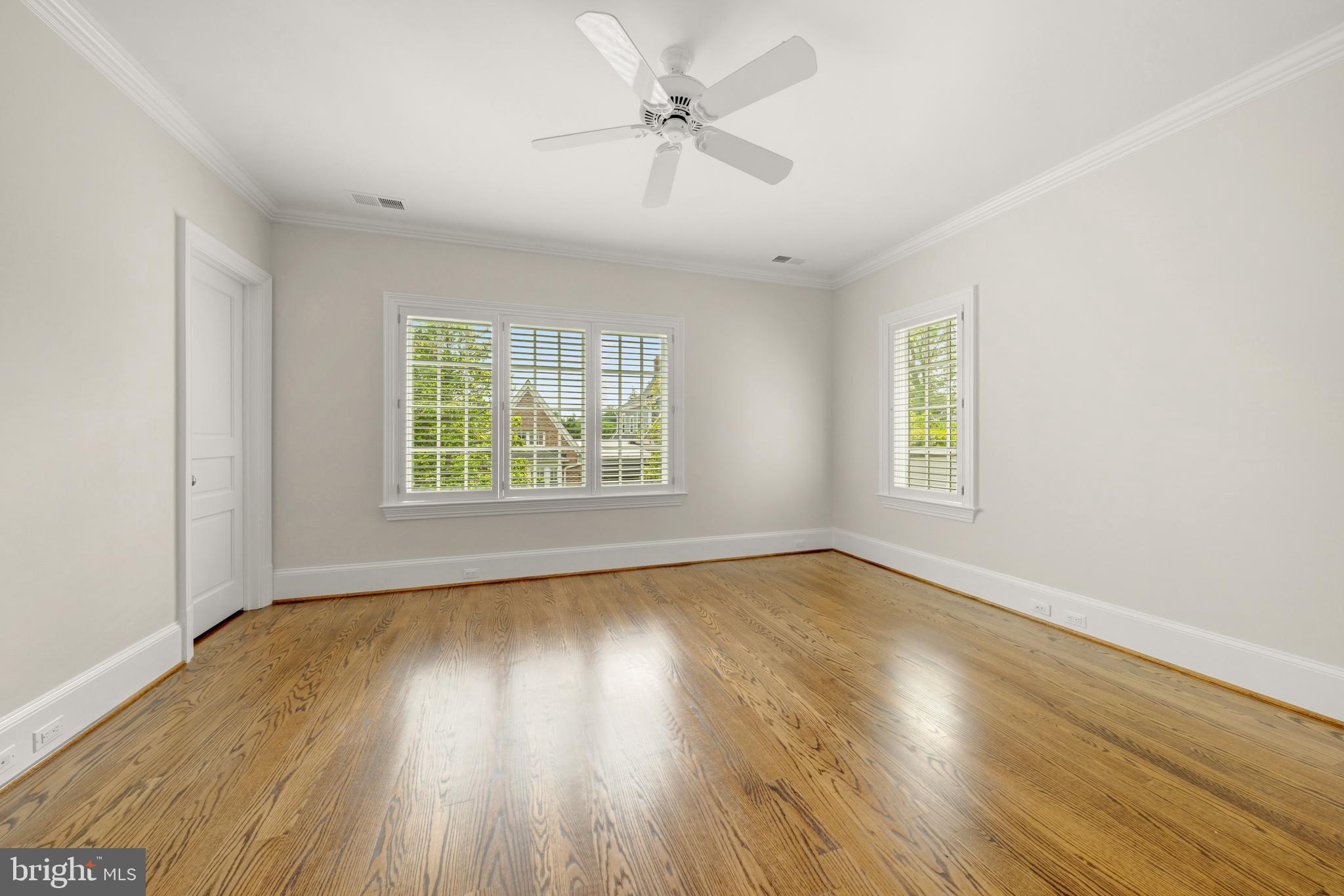 SHIRLEY WOODS - Residential
