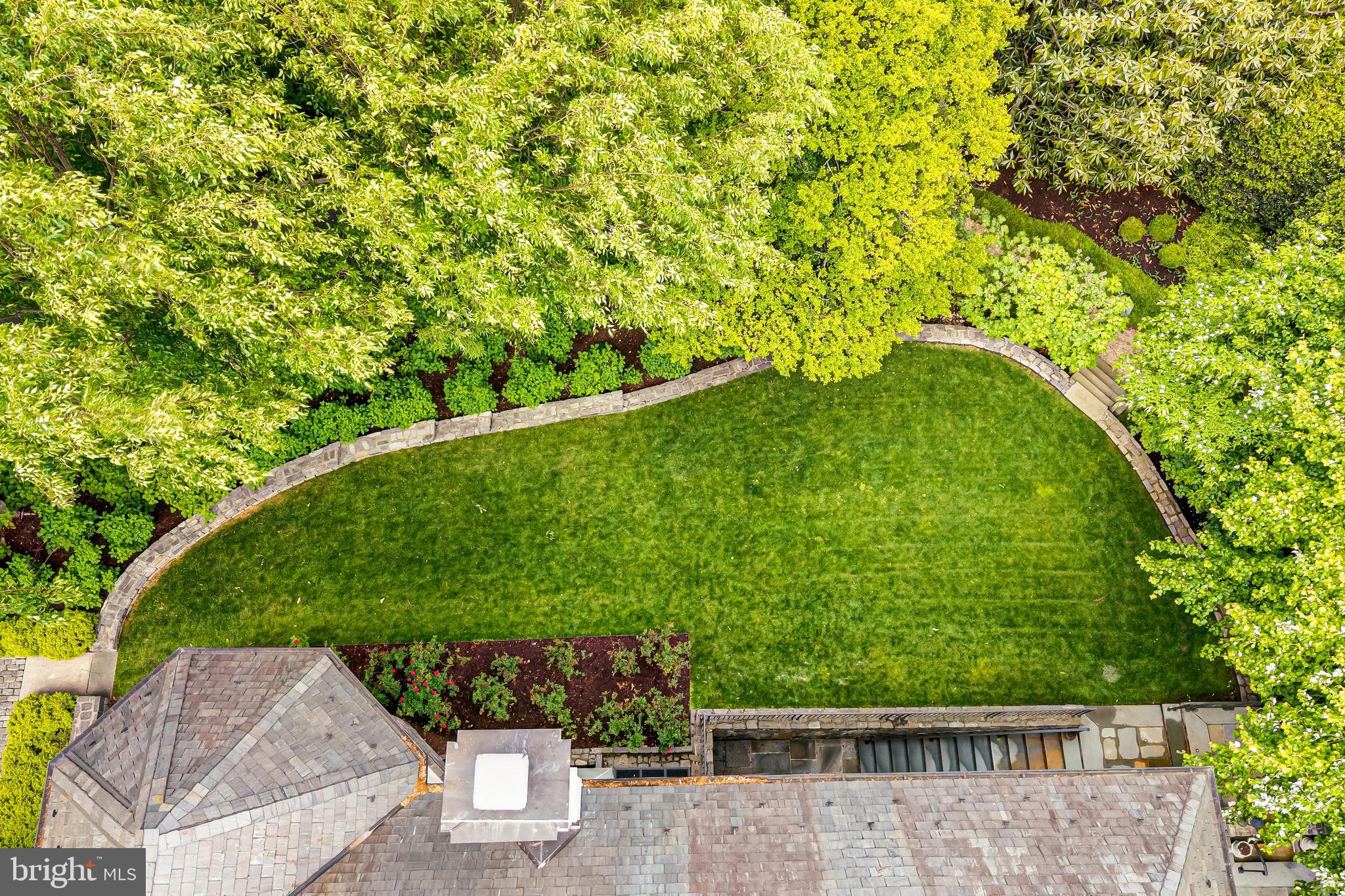 SHIRLEY WOODS - Residential